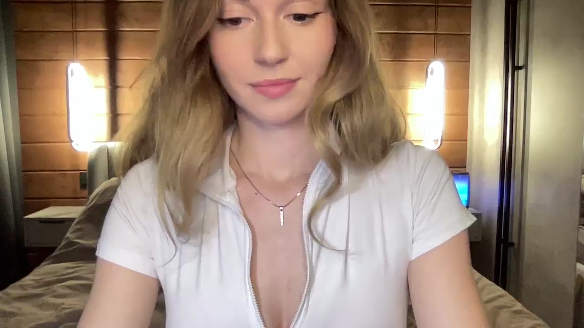 Gallery image thumbnail from UniiqueMilana's myfreecams stream on, 10/11/2025, 16:08 image 5 of 20