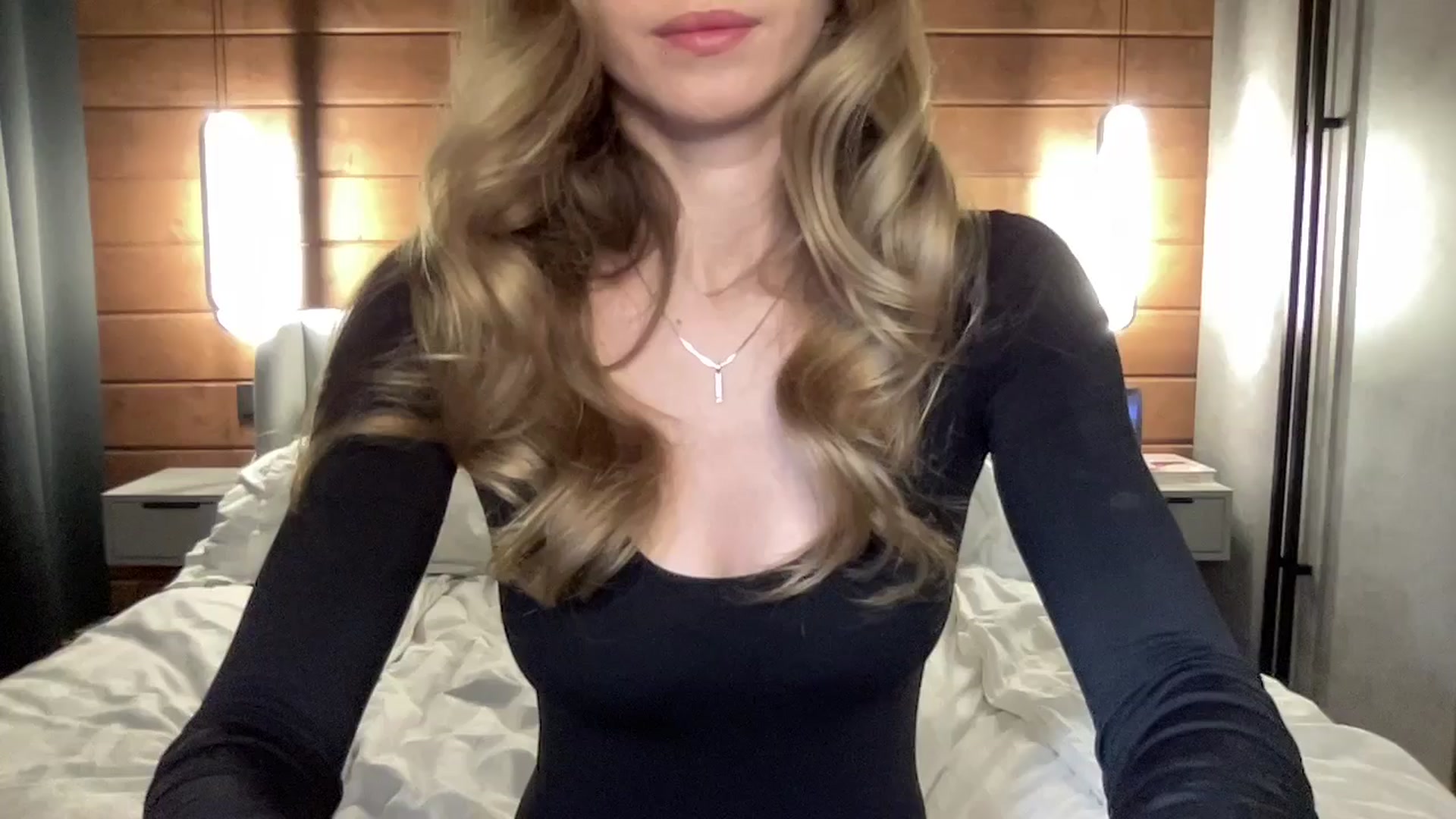 Gallery image thumbnail from UniiqueMilana's myfreecams stream on, 11/03/2025, 17:31 image 4 of 20