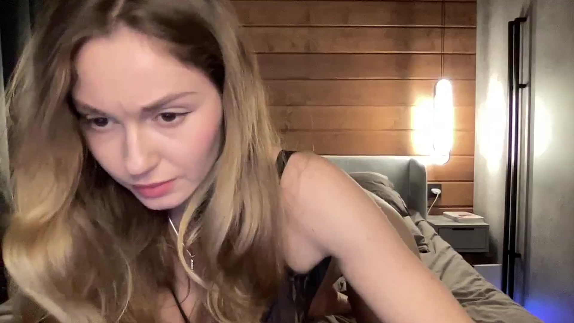 Gallery image thumbnail from UniiqueMilana's myfreecams stream on, 11/14/2025, 15:55 image 7 of 20