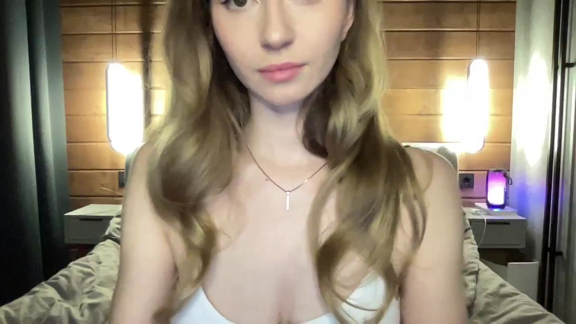 Gallery image thumbnail from UniiqueMilana's myfreecams stream on, 11/18/2025, 16:58 image 19 of 20