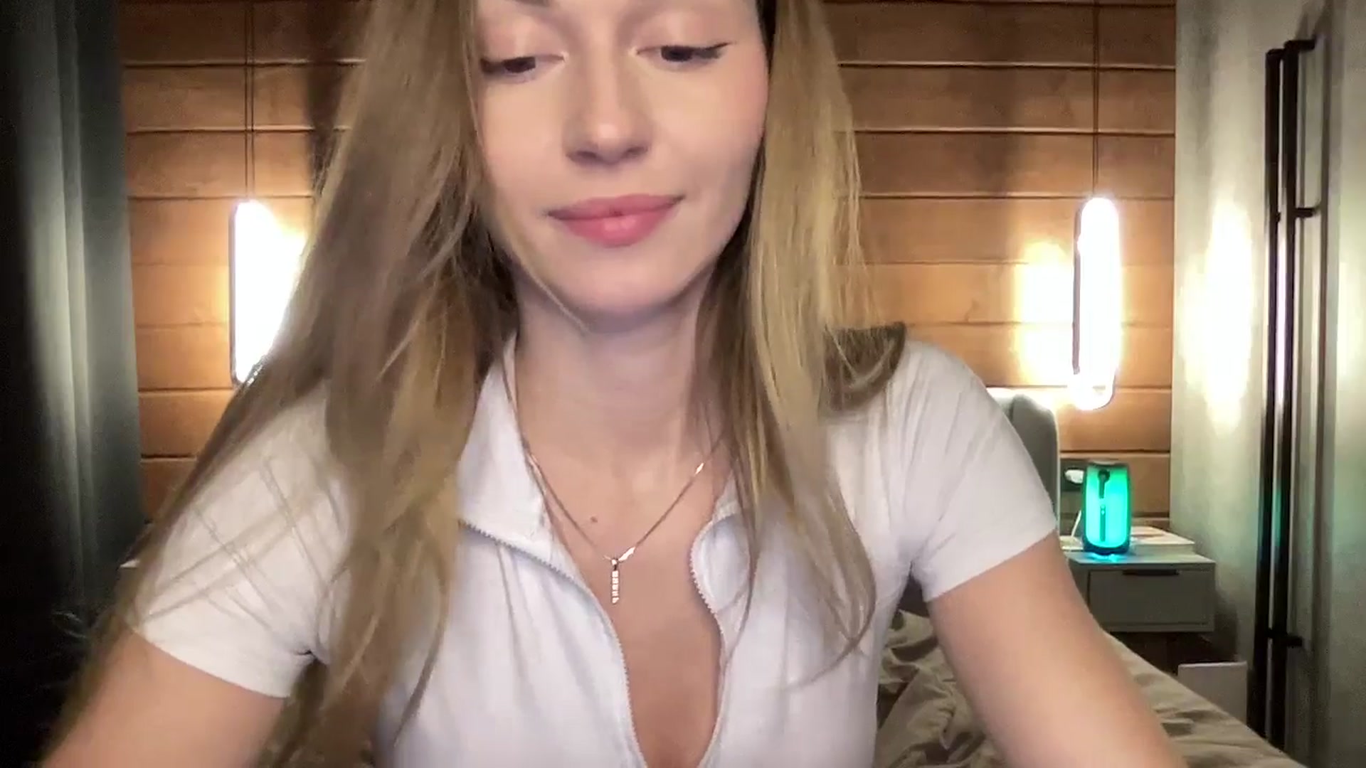 Gallery image thumbnail from UniiqueMilana's myfreecams stream on, 11/20/2025, 16:19 image 10 of 20