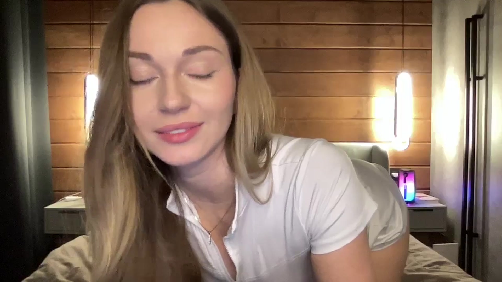 Gallery image thumbnail from UniiqueMilana's myfreecams stream on, 11/20/2025, 16:19 image 7 of 20