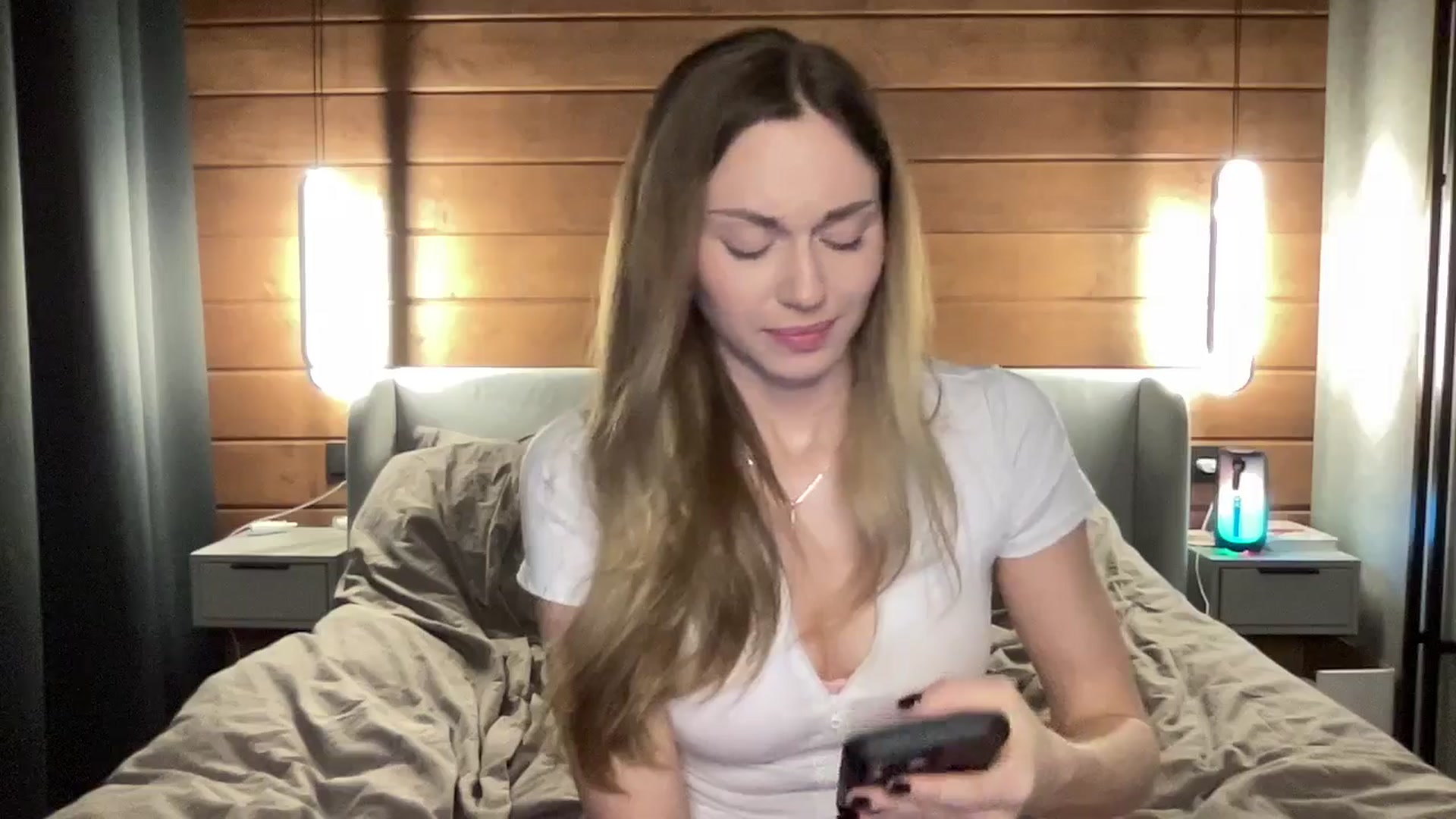 Gallery image thumbnail from UniiqueMilana's myfreecams stream on, 11/20/2025, 16:19 image 15 of 20