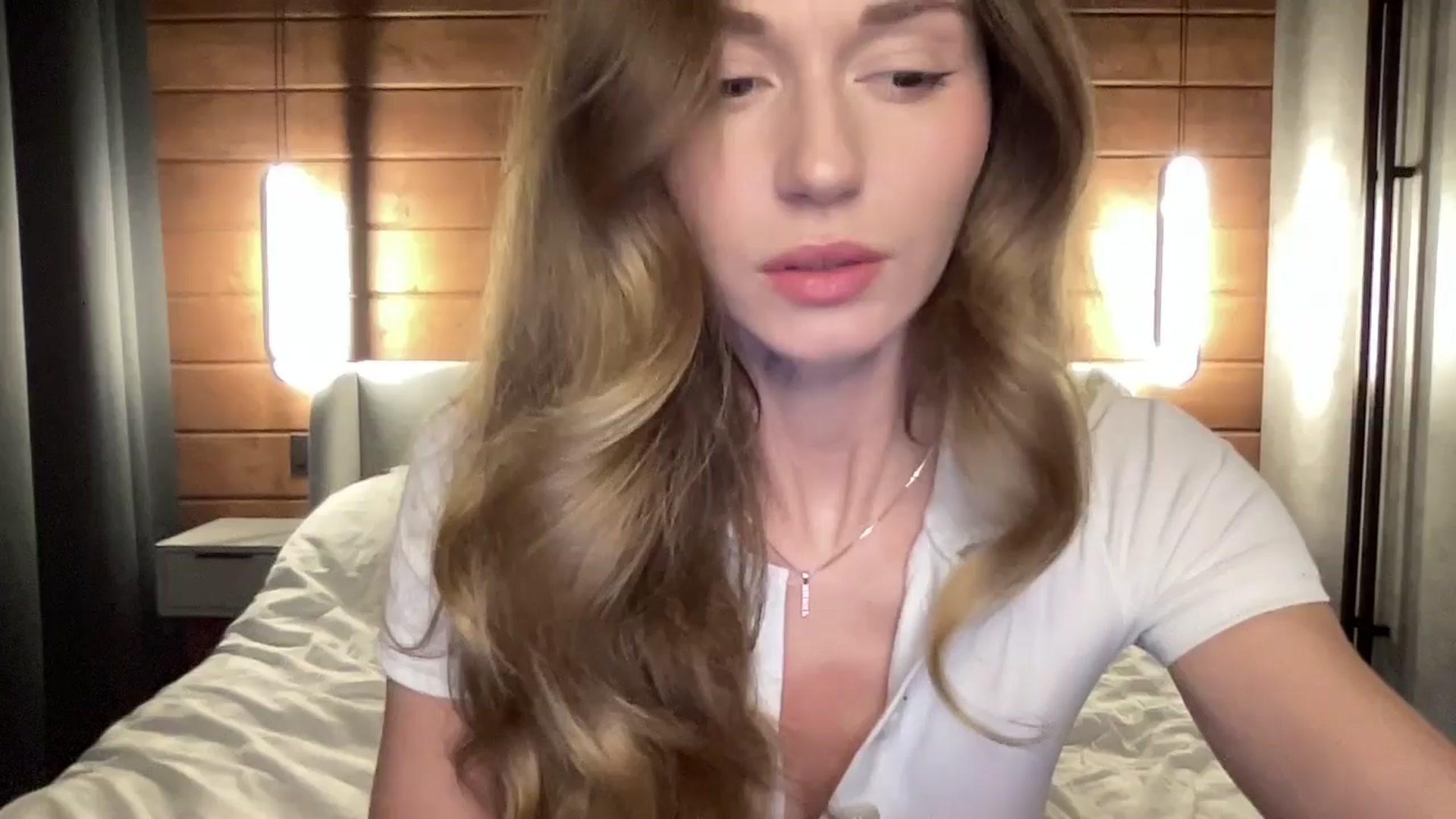 Gallery image thumbnail from UniiqueMilana's myfreecams stream on, 12/19/2025, 15:10 image 7 of 20