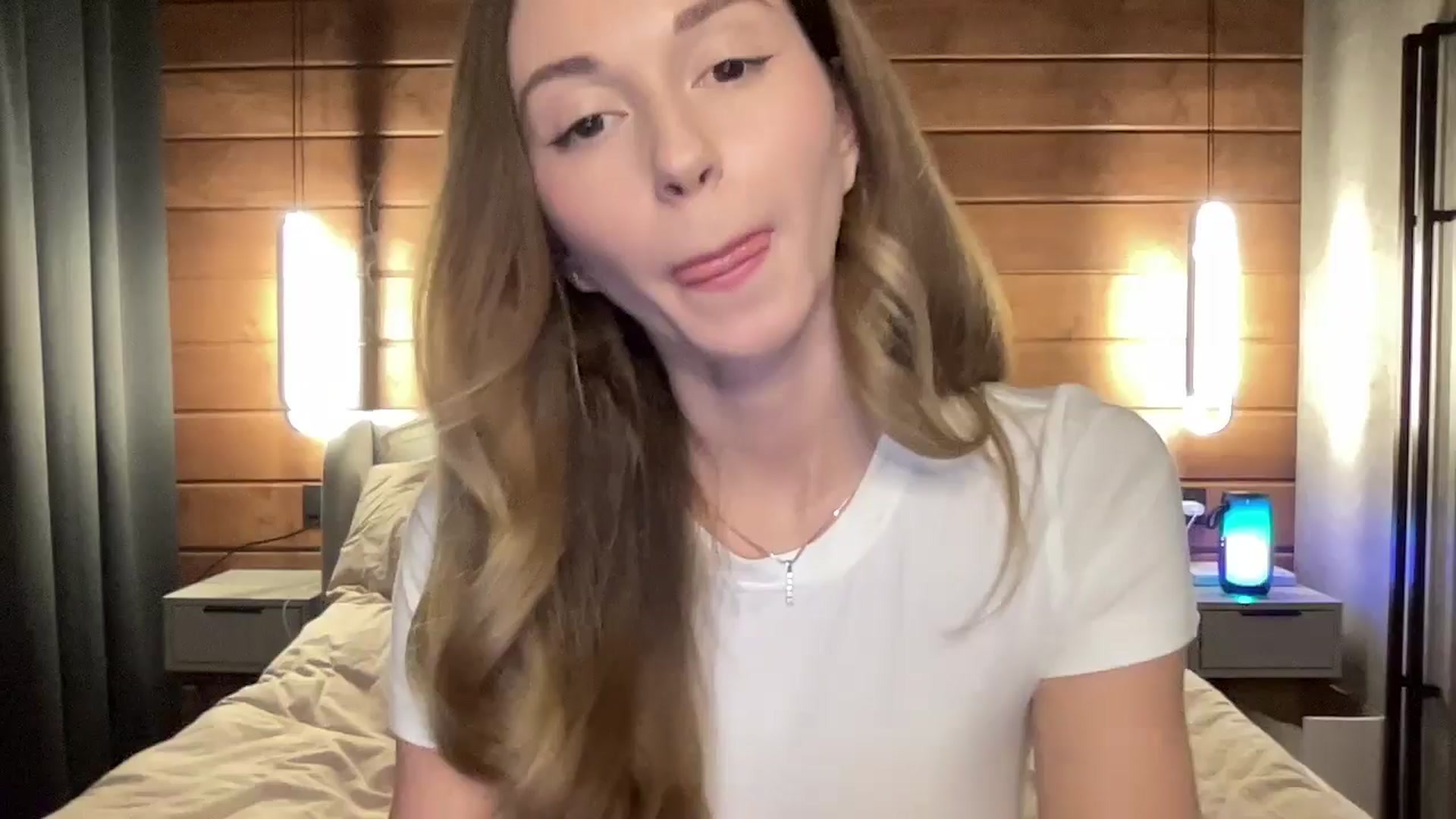 Gallery image thumbnail from UniiqueMilana's myfreecams stream on, 01/09/2026, 18:33 image 6 of 20