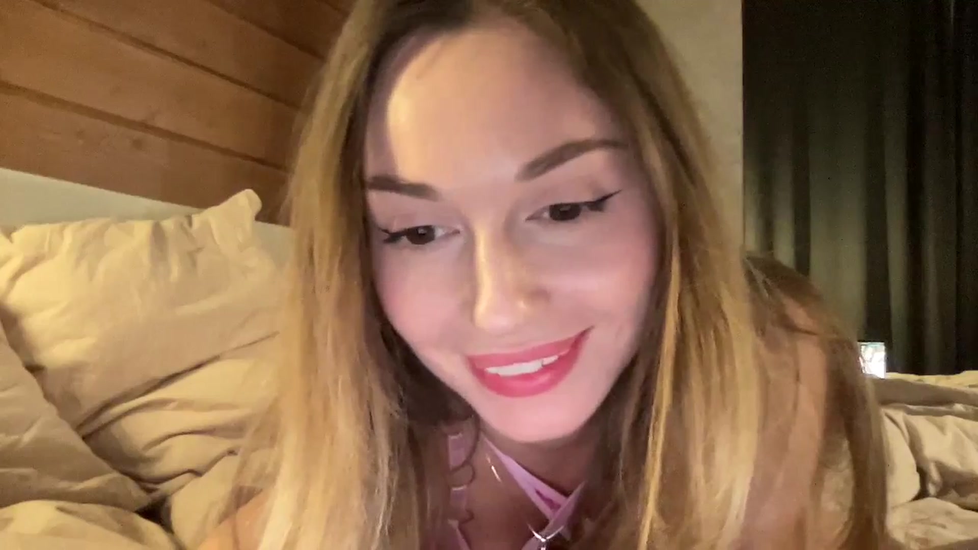 Gallery image thumbnail from UniiqueMilana's myfreecams stream on, 01/26/2026, 18:58 image 16 of 20