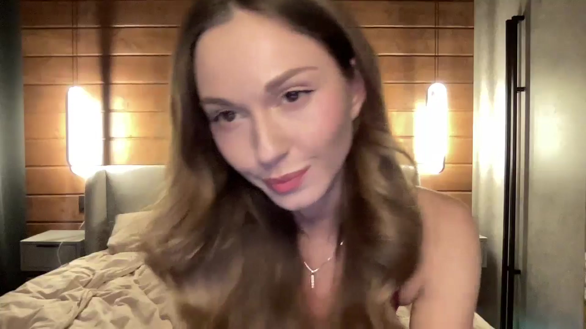 Gallery image thumbnail from UniiqueMilana's myfreecams stream on, 02/15/2026, 18:41 image 8 of 20