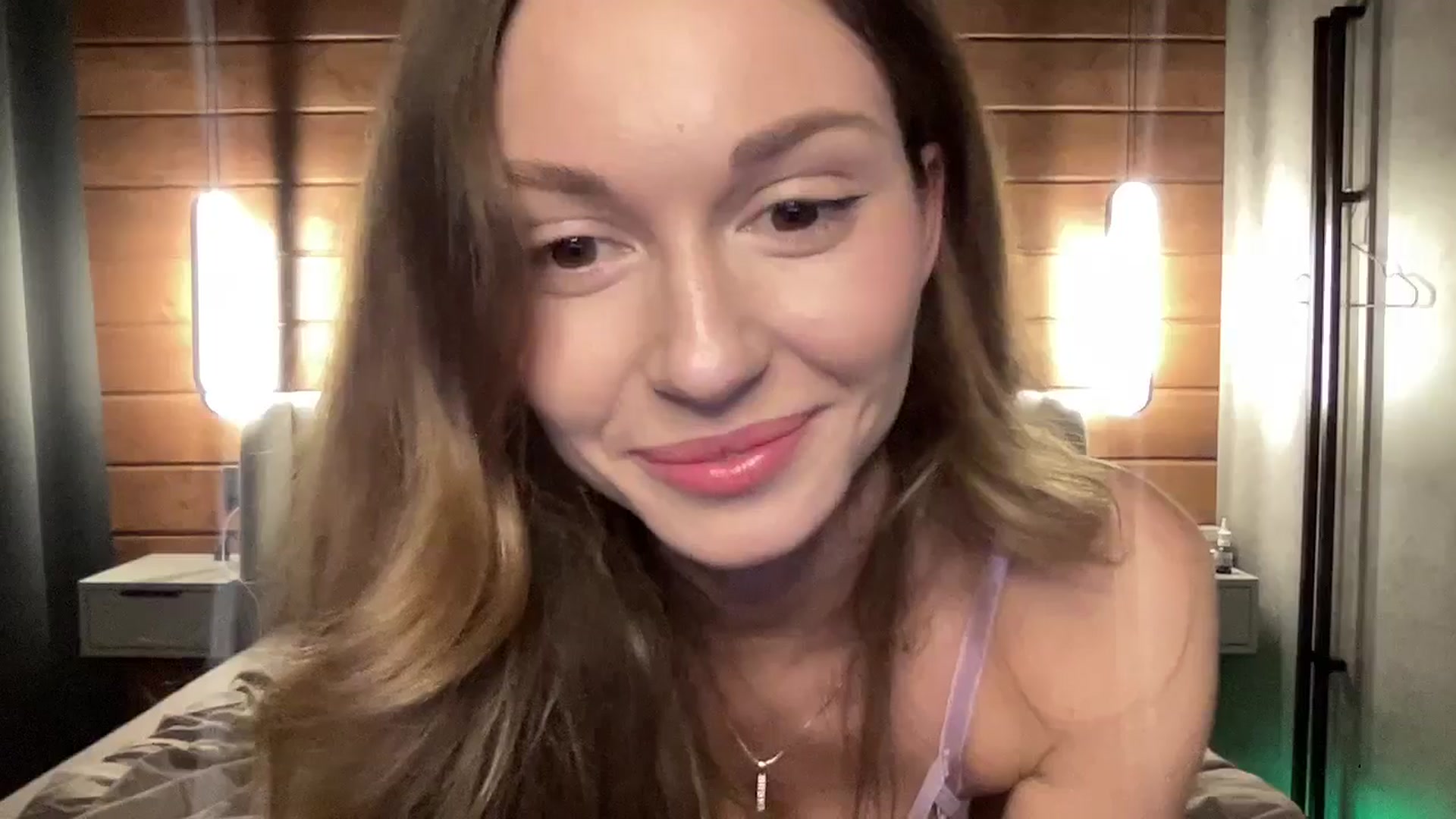 Gallery image thumbnail from UniiqueMilana's myfreecams stream on, 03/08/2026, 16:04 image 11 of 20
