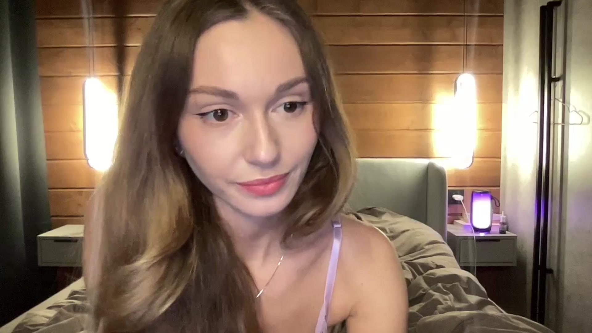 Gallery image thumbnail from UniiqueMilana's myfreecams stream on, 03/08/2026, 16:04 image 4 of 20