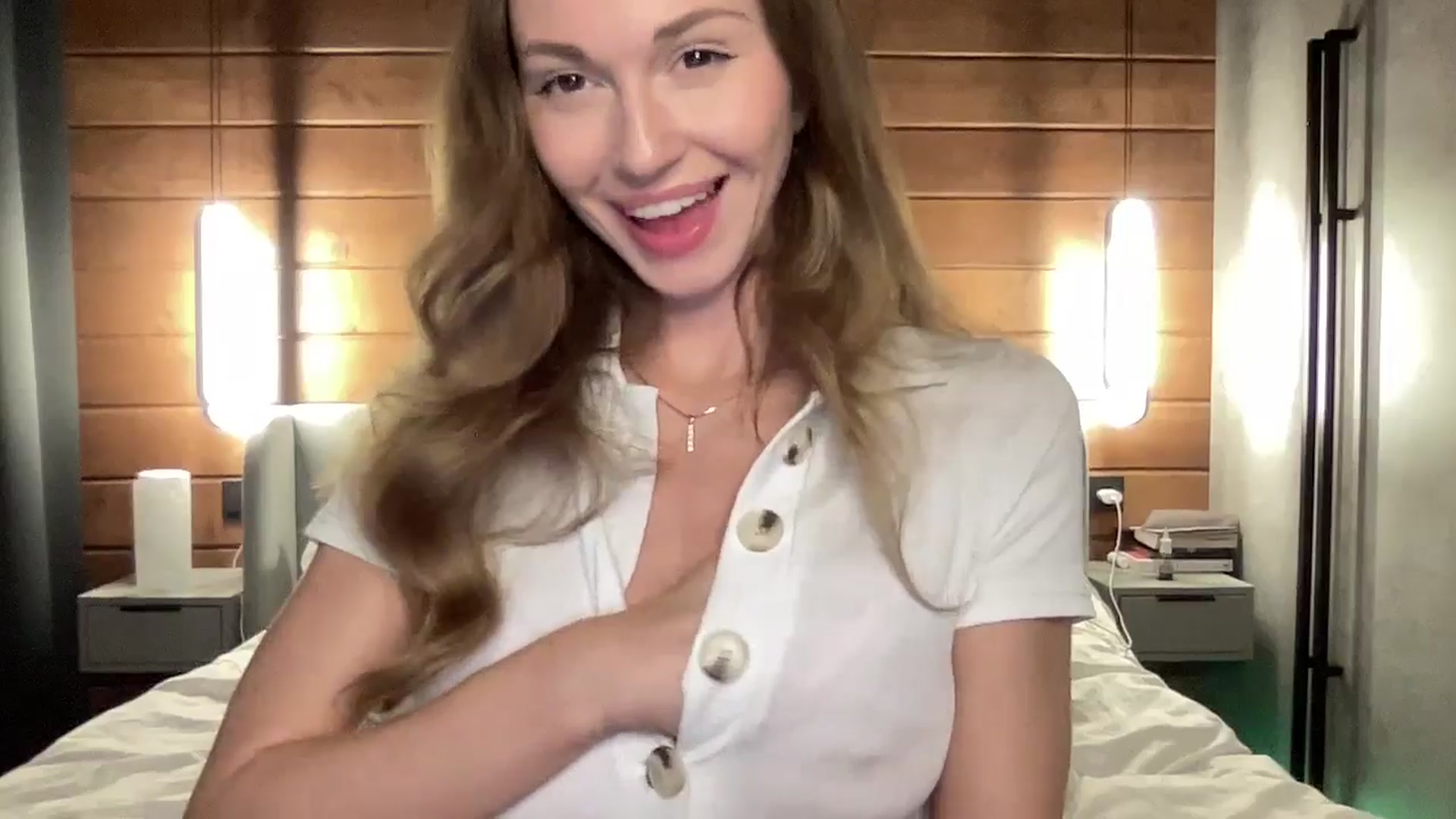 Gallery image thumbnail from UniiqueMilana's myfreecams stream on, 04/05/2026, 19:19 image 8 of 20