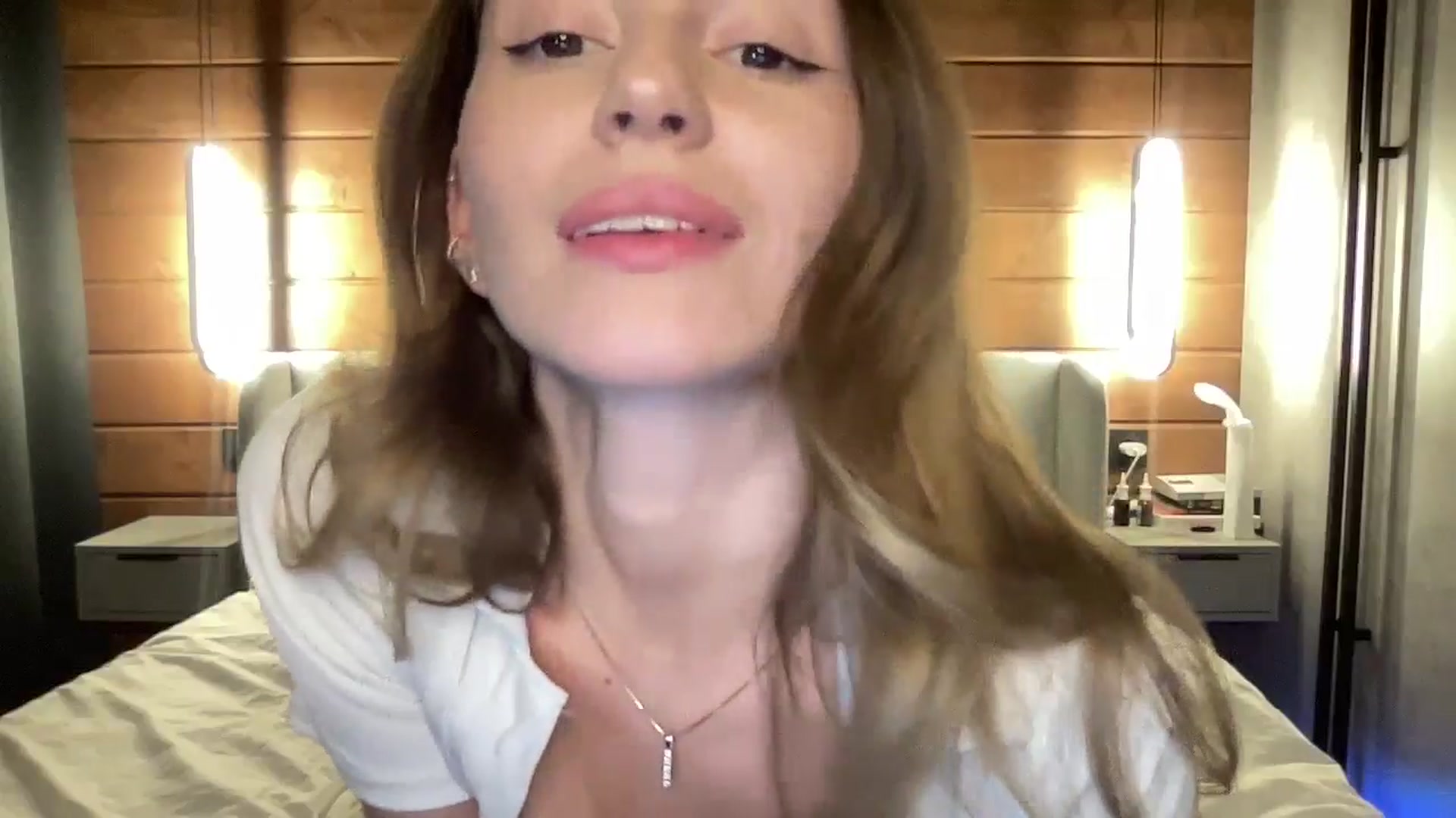 Gallery image thumbnail from UniiqueMilana's myfreecams stream on, 04/26/2026, 17:13 image 7 of 20