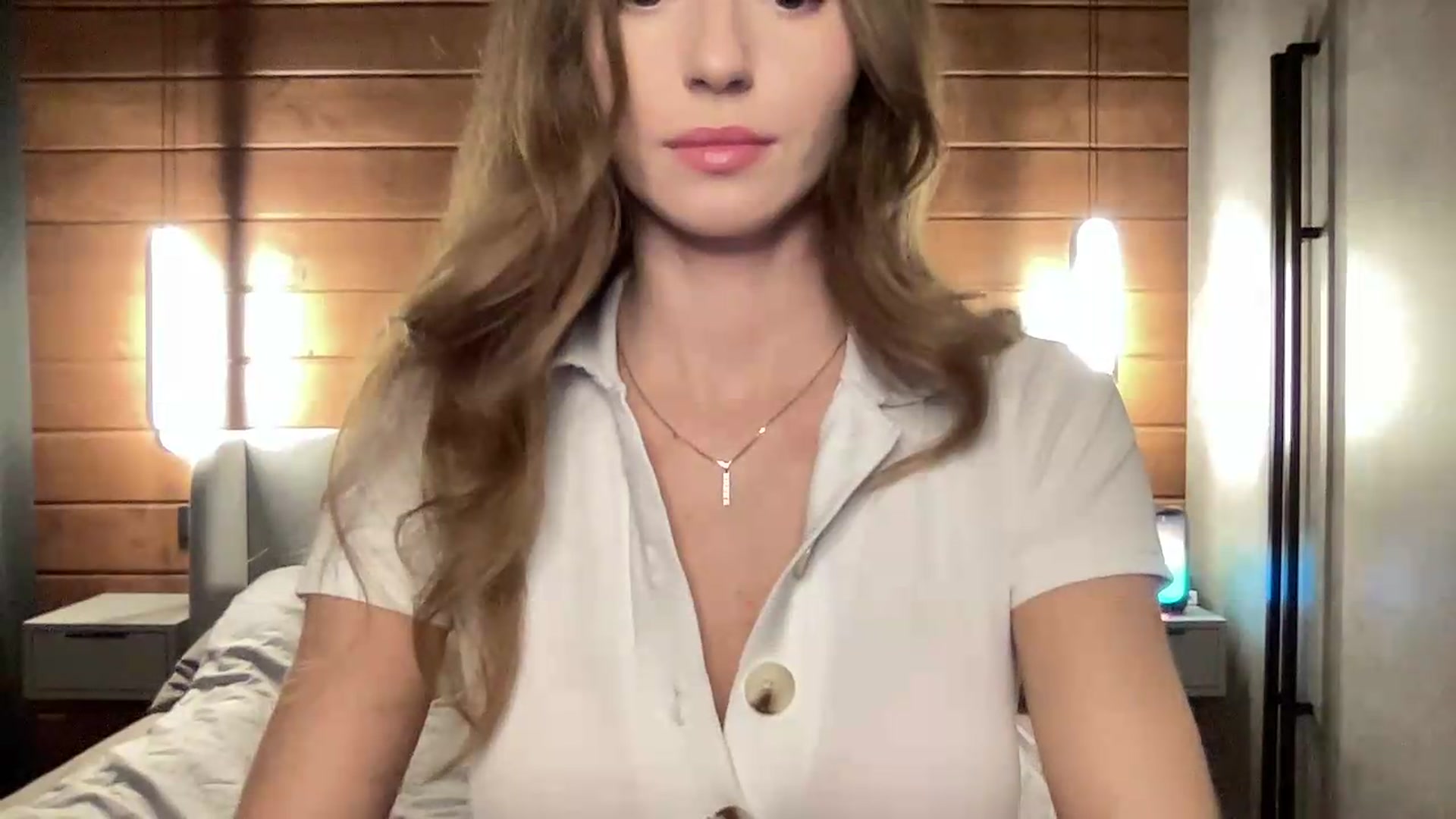 Gallery image thumbnail from UniiqueMilana's myfreecams stream on, 05/12/2026, 18:46 image 5 of 20