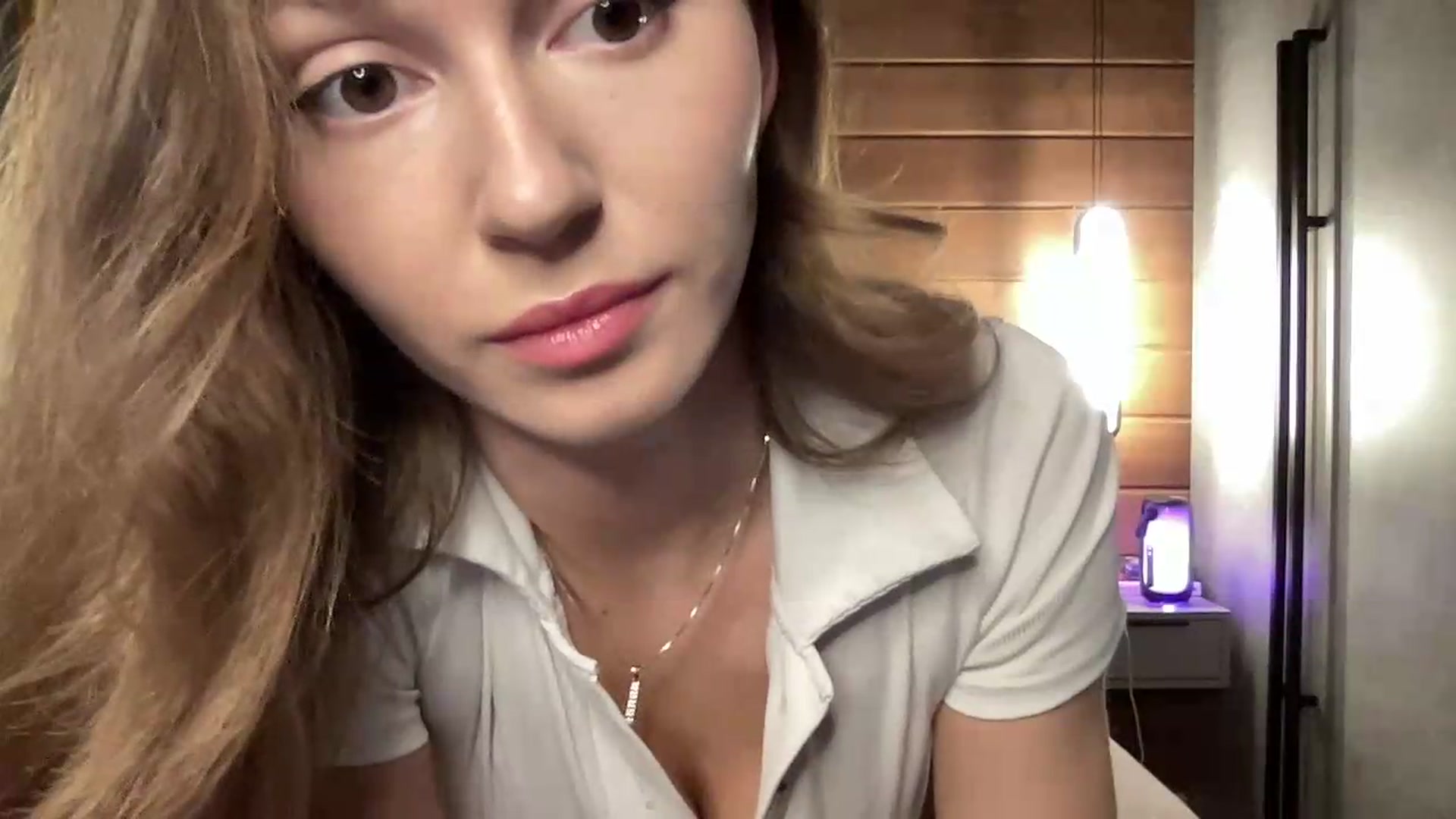 Gallery image thumbnail from UniiqueMilana's myfreecams stream on, 05/12/2026, 18:46 image 19 of 20