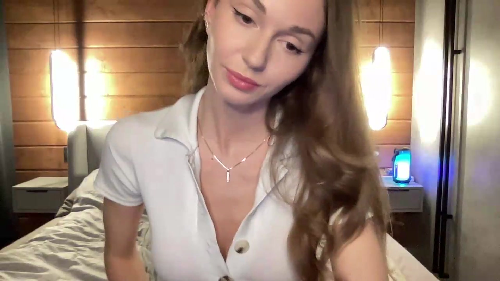 Gallery image thumbnail from UniiqueMilana's myfreecams stream on, 05/12/2026, 18:46 image 11 of 20