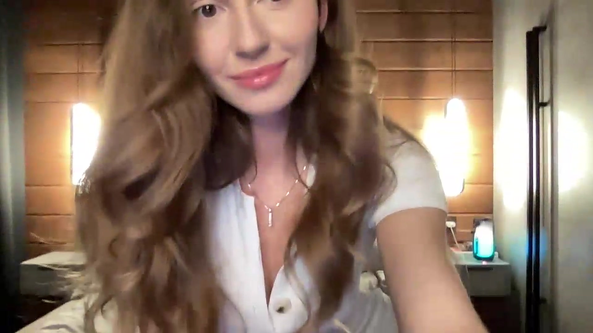 Gallery image thumbnail from UniiqueMilana's myfreecams stream on, 05/12/2026, 18:46 image 13 of 20