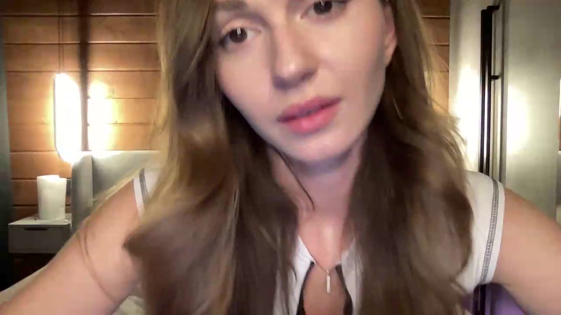 Gallery image thumbnail from UniiqueMilana's myfreecams stream on, 05/17/2026, 21:23 image 19 of 20
