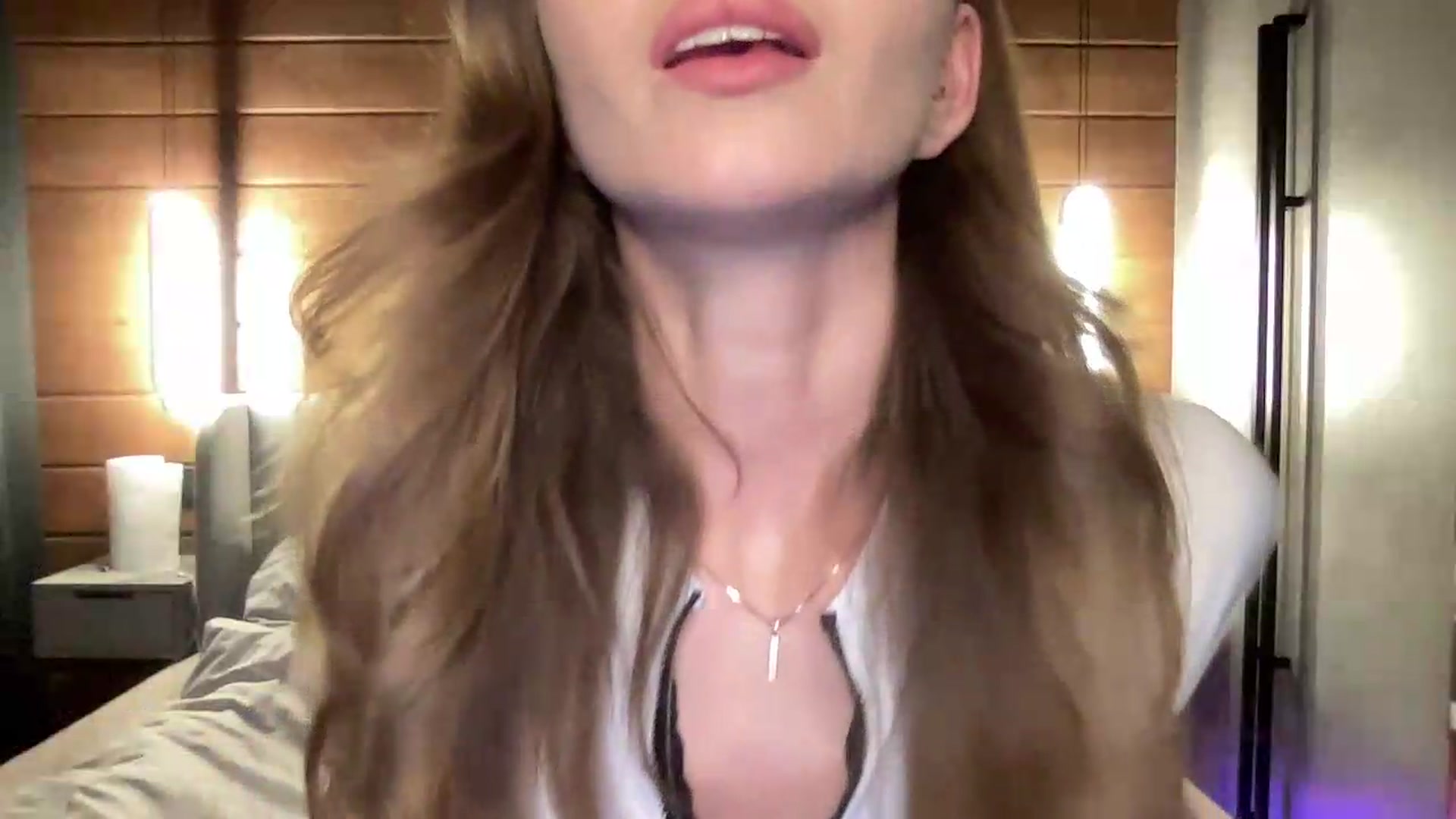 Gallery image thumbnail from UniiqueMilana's myfreecams stream on, 05/17/2026, 21:23 image 17 of 20