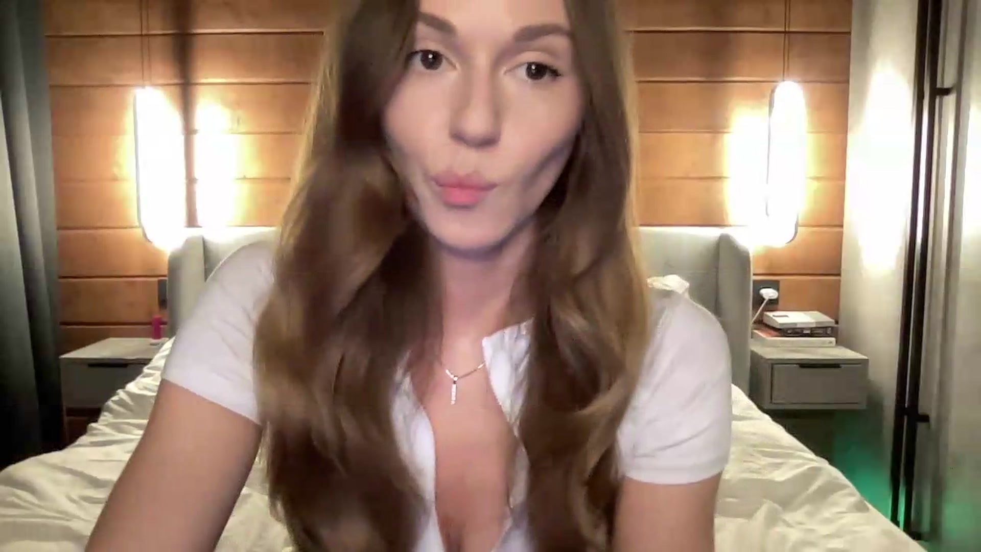 Gallery image thumbnail from UniiqueMilana's myfreecams stream on, 05/21/2026, 21:34 image 3 of 20