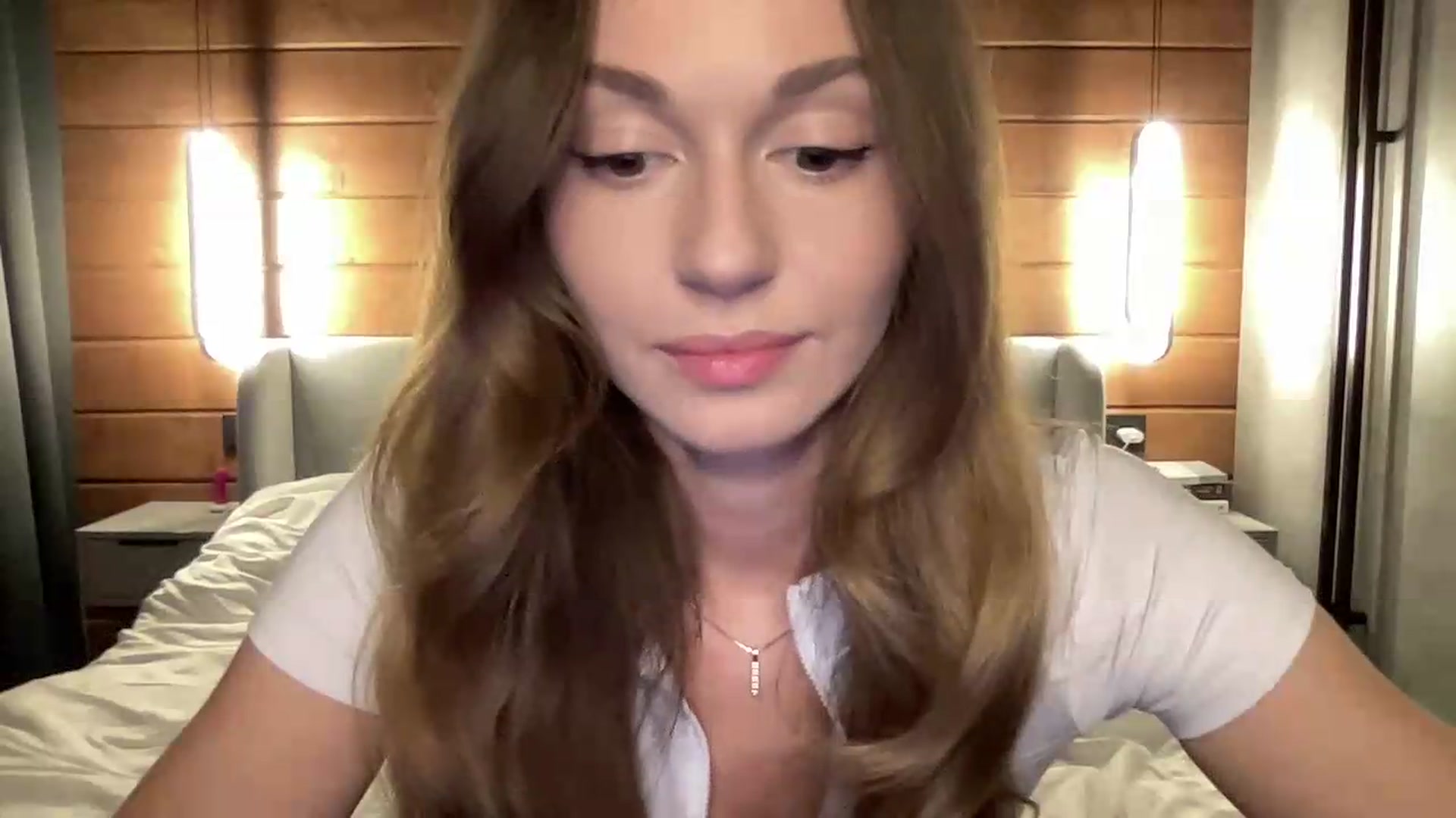 Gallery image thumbnail from UniiqueMilana's myfreecams stream on, 05/21/2026, 21:34 image 4 of 20