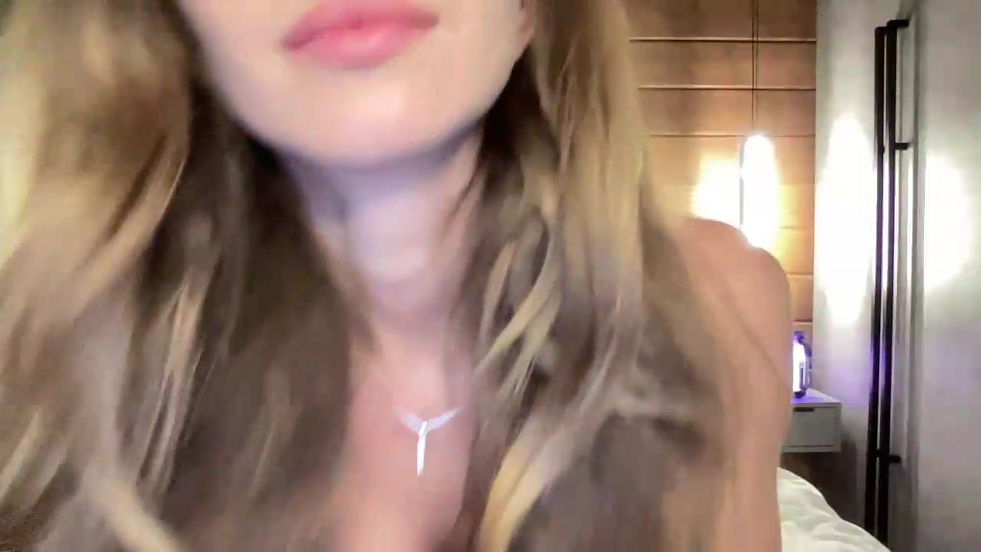Gallery image thumbnail from UniiqueMilana's myfreecams stream on, 06/09/2026, 19:36 image 11 of 20