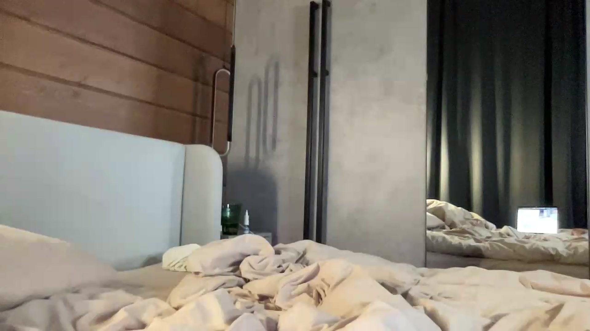 Gallery image thumbnail from UniiqueMilana's myfreecams stream on, 07/05/2026, 20:14 image 17 of 20