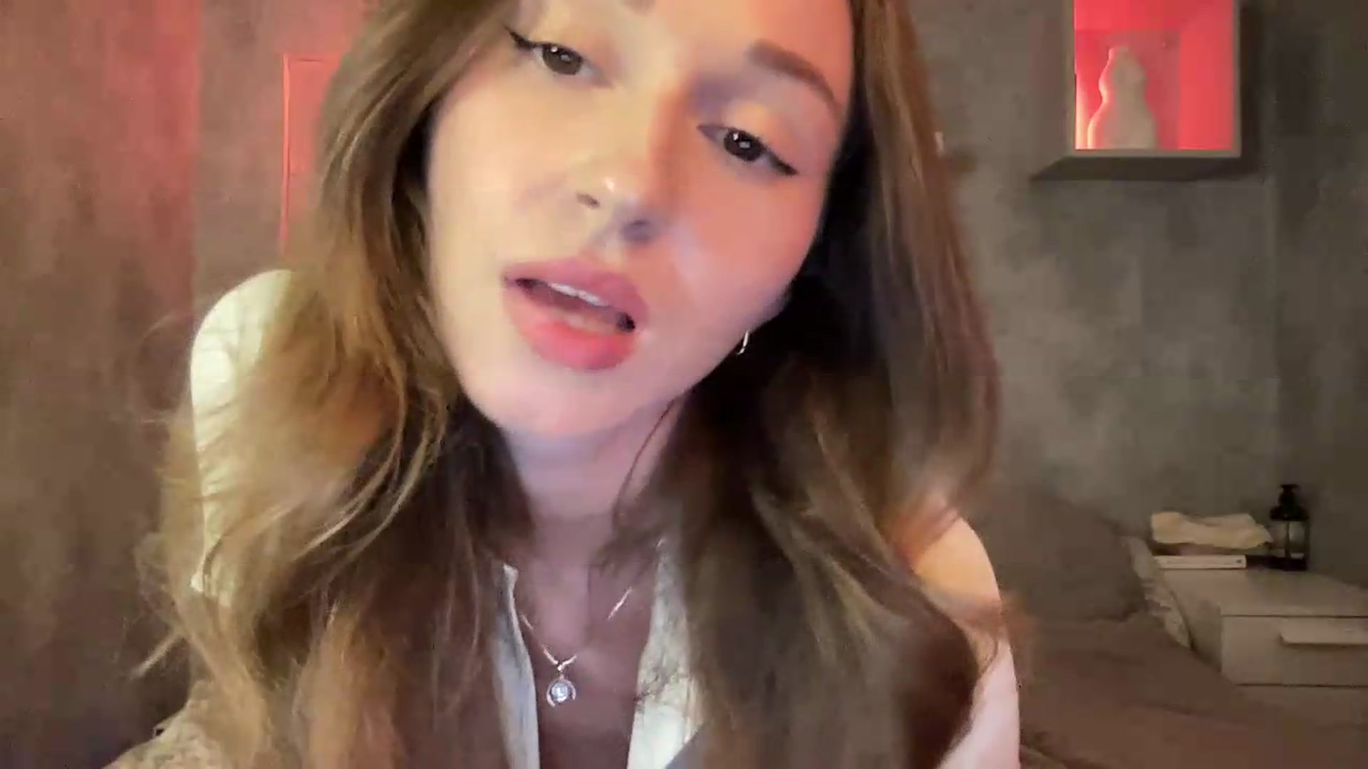 Gallery image thumbnail from UniiqueMilana's myfreecams stream on, 07/26/2026, 18:51 image 5 of 20
