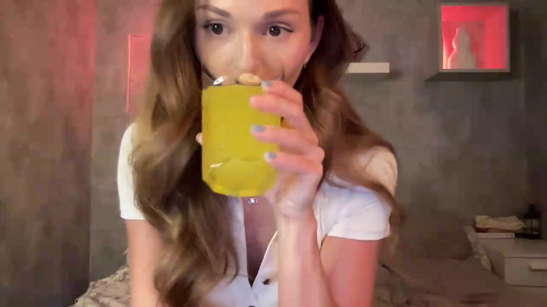 Gallery image thumbnail from UniiqueMilana's myfreecams stream on, 07/26/2026, 18:51 image 13 of 20
