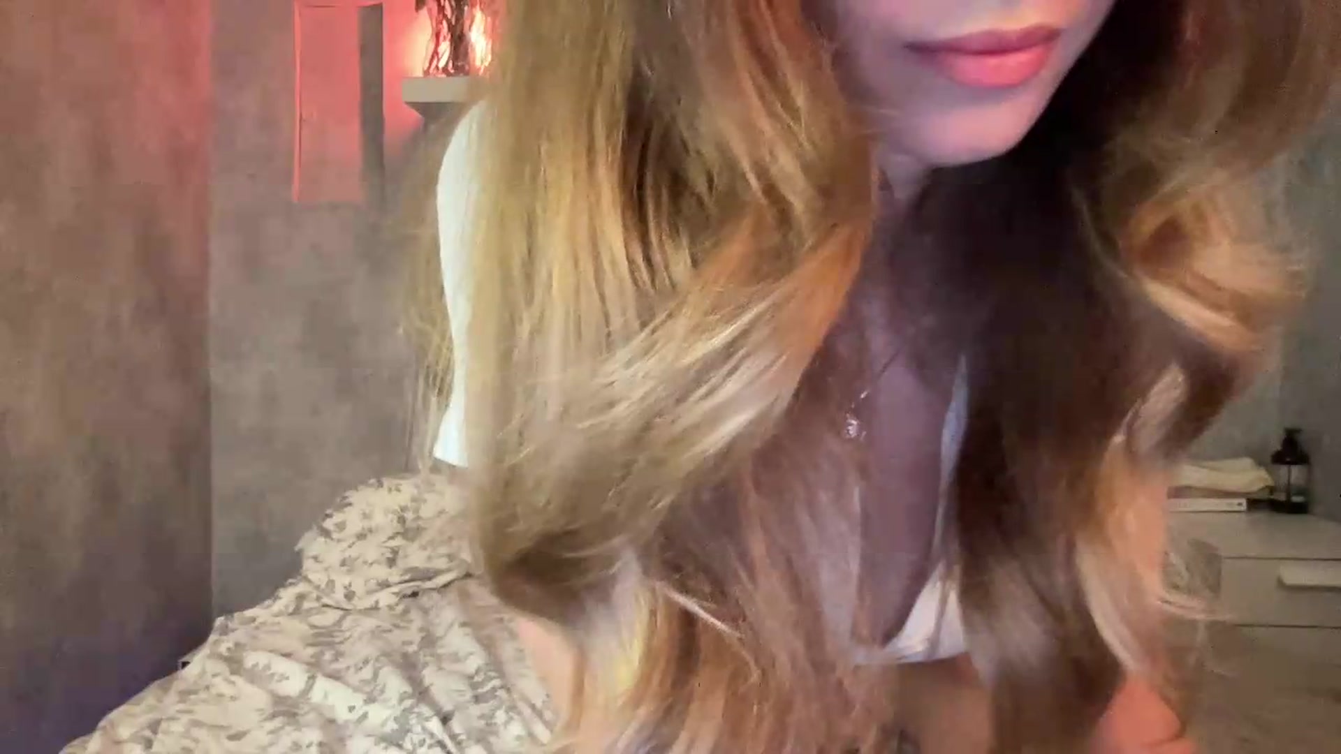 Gallery image thumbnail from UniiqueMilana's myfreecams stream on, 07/26/2026, 18:51 image 12 of 20