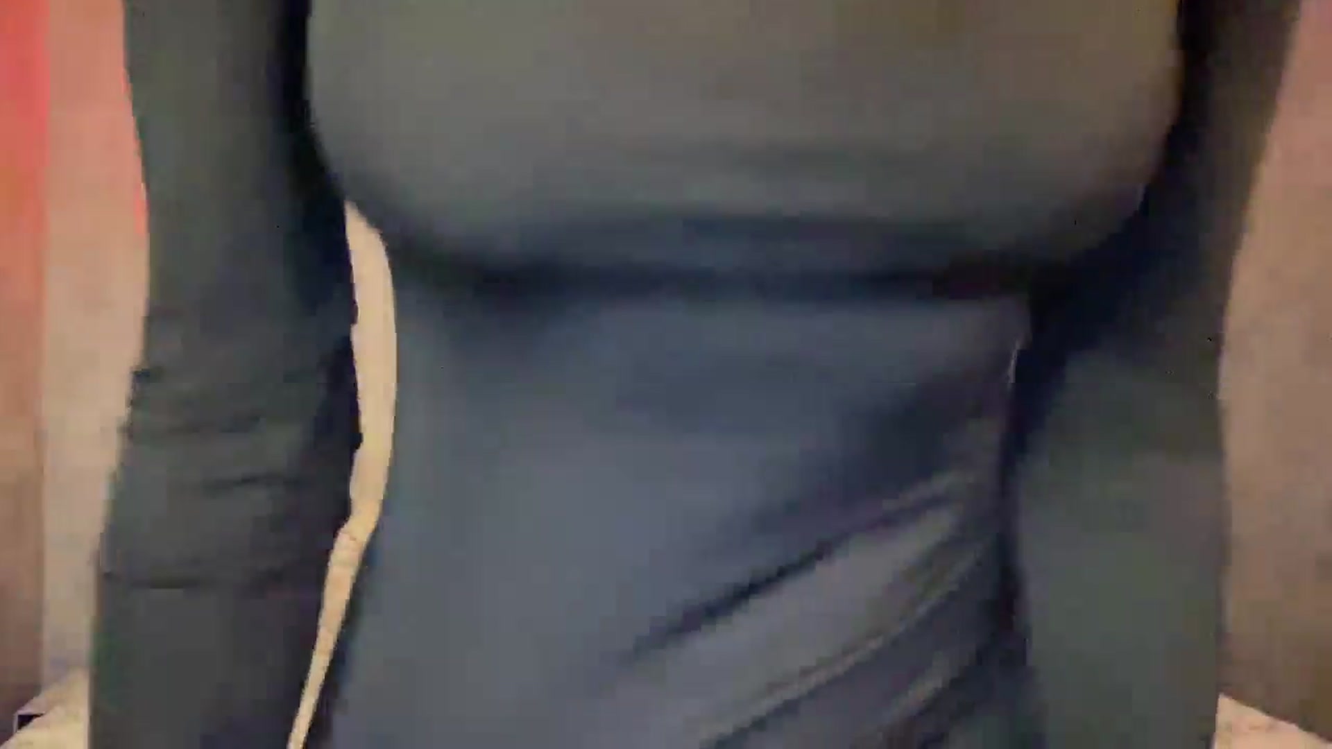 Gallery image thumbnail from UniiqueMilana's myfreecams stream on, 07/30/2026, 18:20 image 11 of 20
