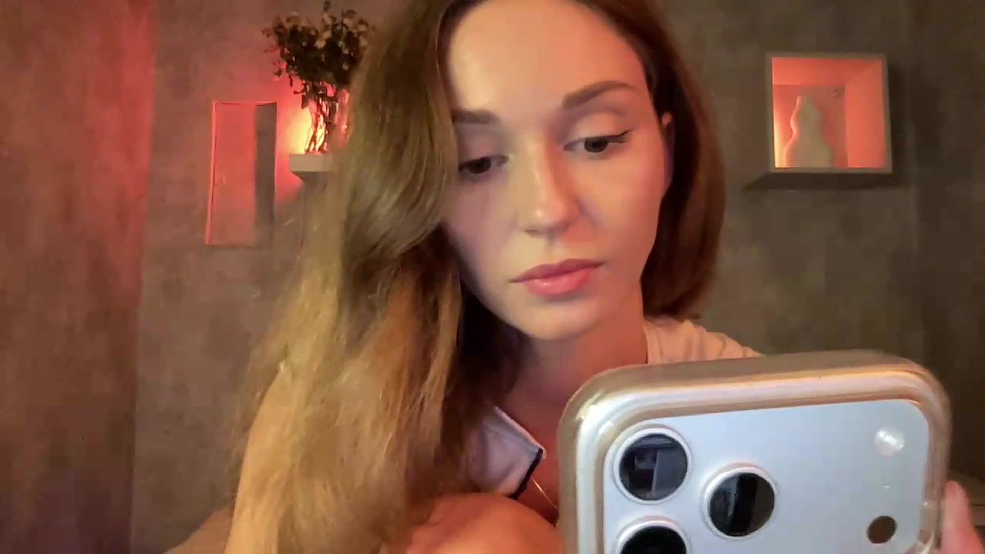 Gallery image thumbnail from UniiqueMilana's myfreecams stream on, 07/31/2026, 18:41 image 4 of 20