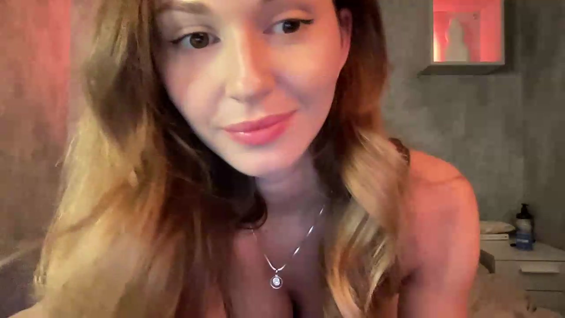Gallery image thumbnail from UniiqueMilana's myfreecams stream on, 08/02/2026, 19:08 image 9 of 20