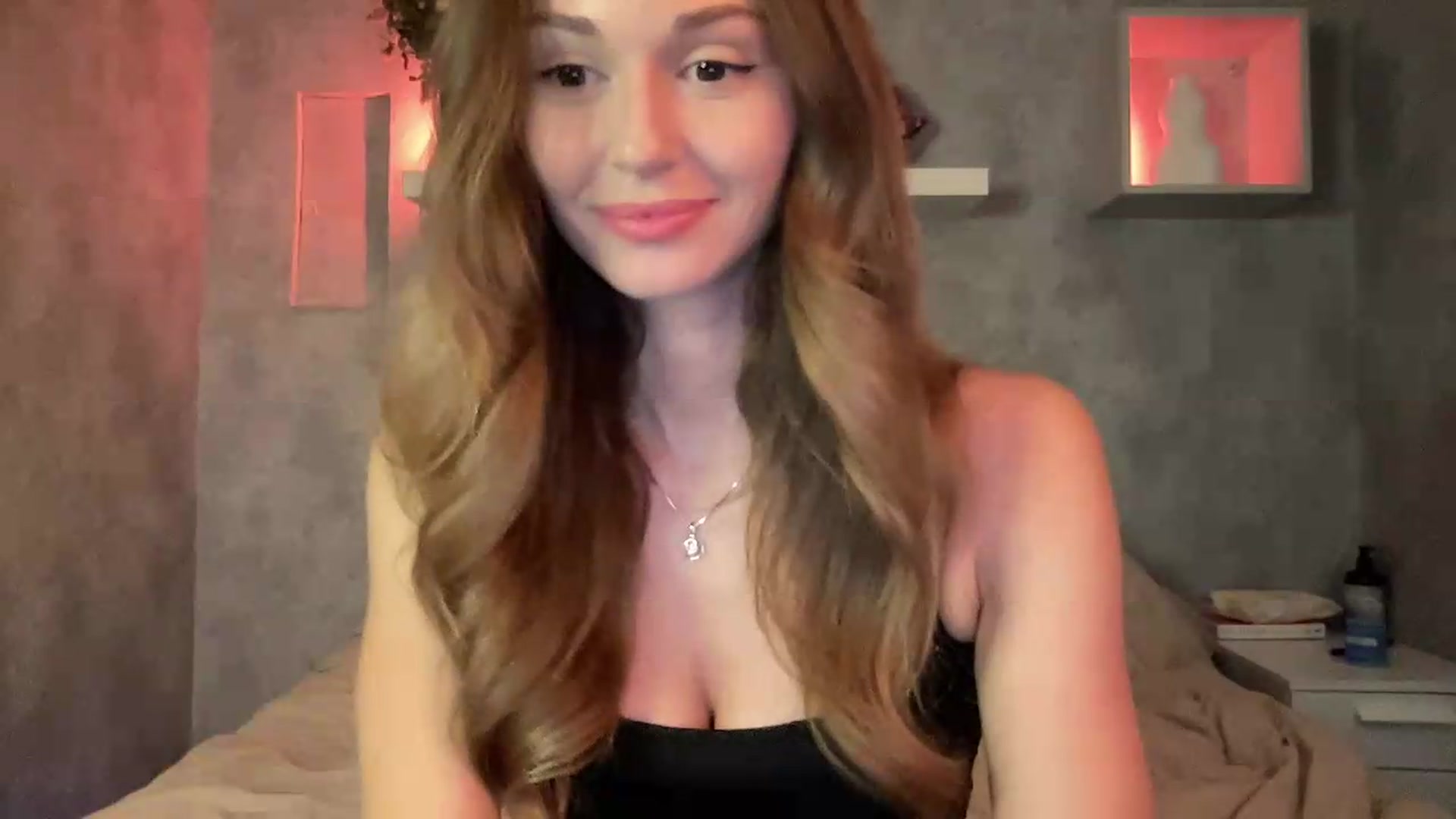 Gallery image thumbnail from UniiqueMilana's myfreecams stream on, 08/02/2026, 19:08 image 2 of 20