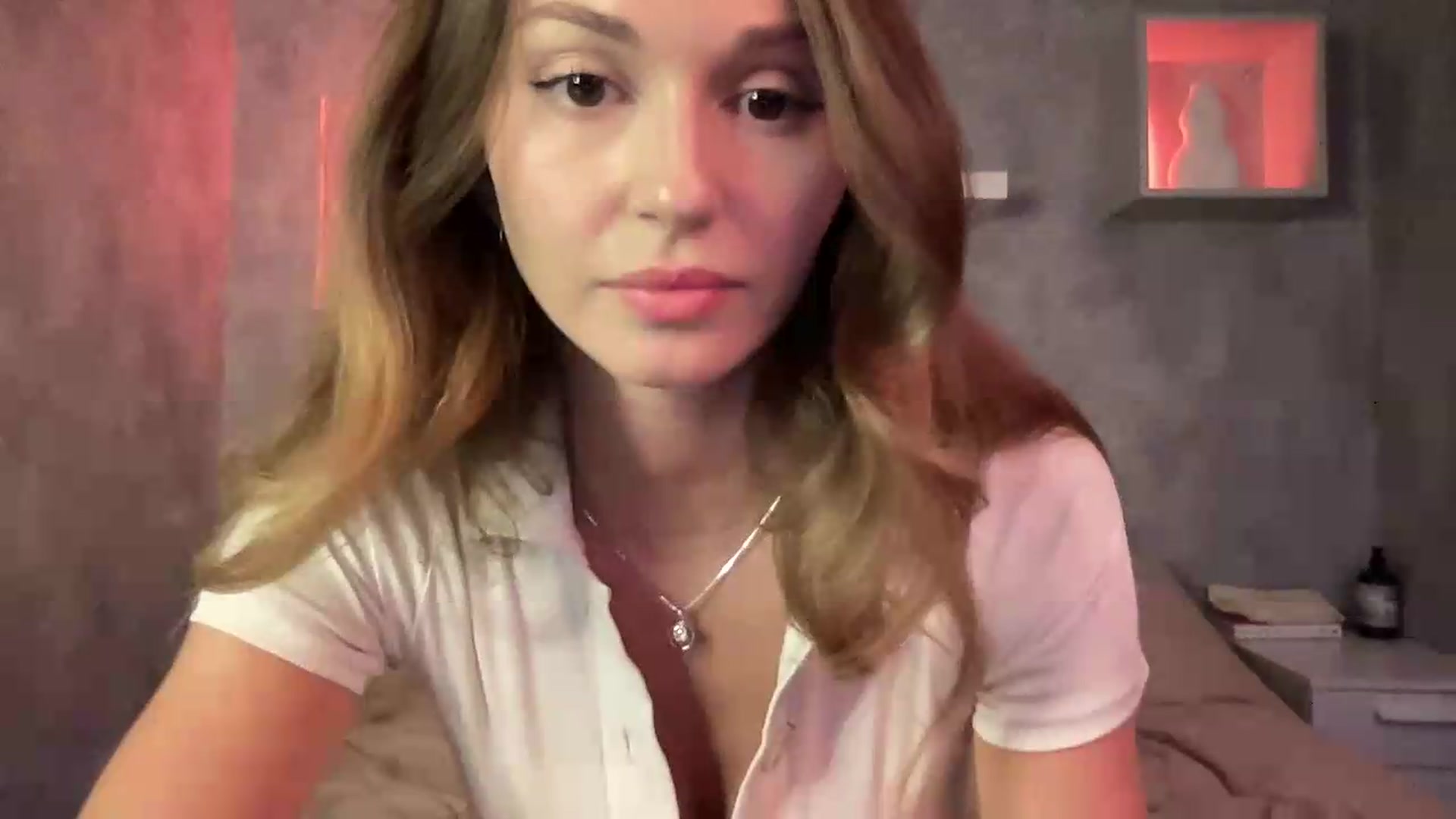 Gallery image thumbnail from UniiqueMilana's myfreecams stream on, 08/04/2026, 18:27 image 3 of 20
