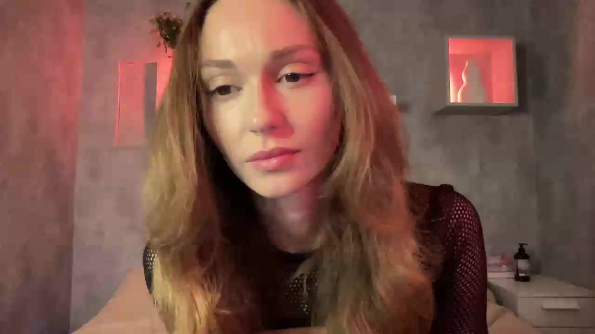 Gallery image thumbnail from UniiqueMilana's myfreecams stream on, 08/14/2026, 19:11 image 1 of 20