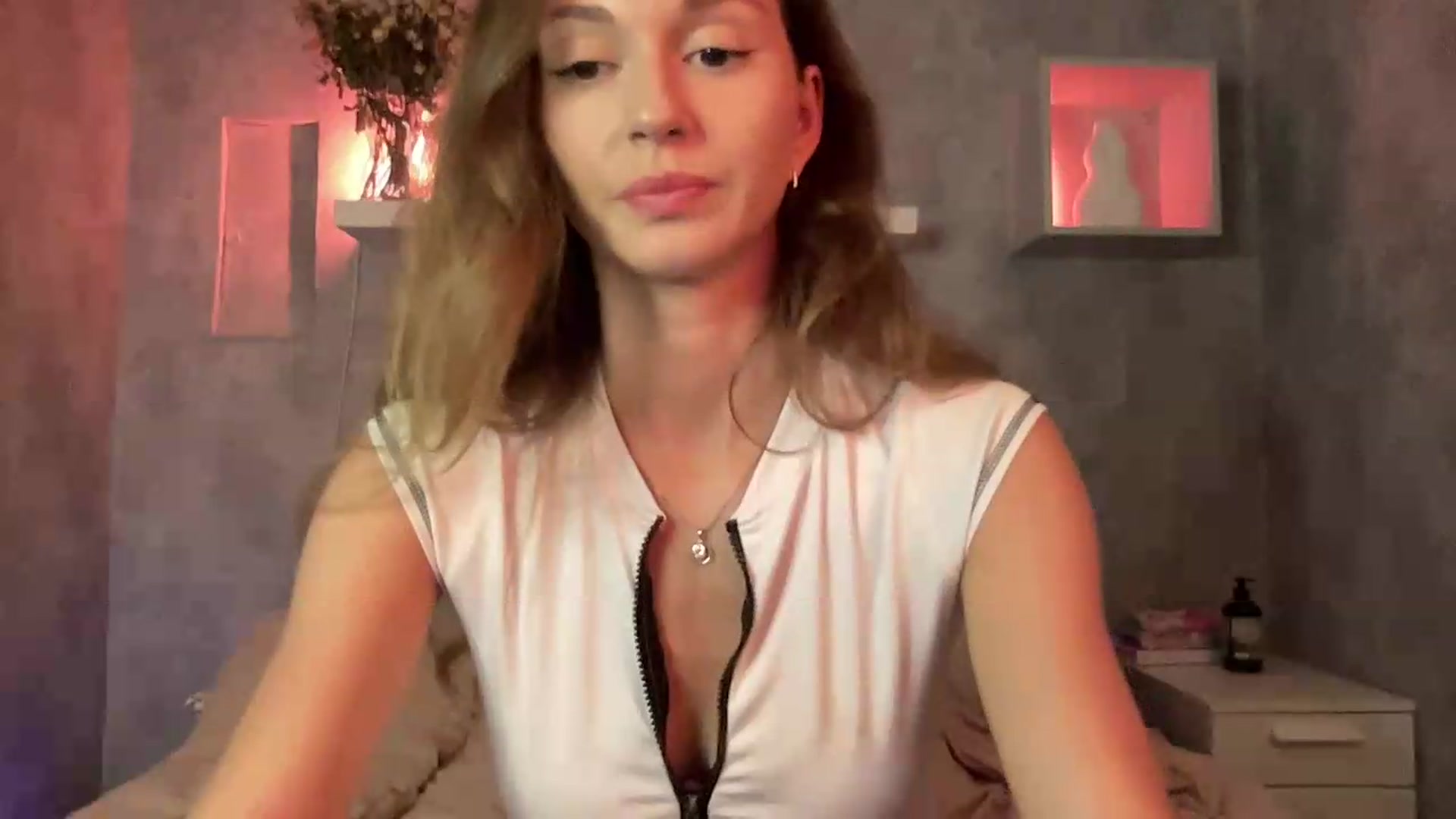 Gallery image thumbnail from UniiqueMilana's myfreecams stream on, 08/15/2026, 19:43 image 6 of 20
