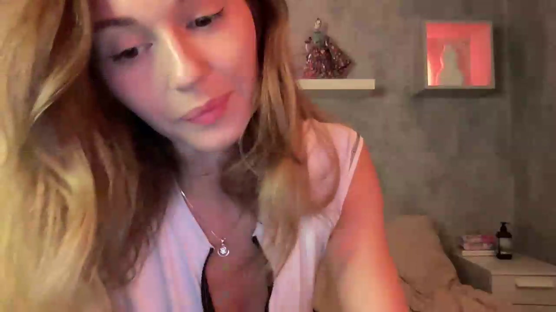Gallery image thumbnail from UniiqueMilana's myfreecams stream on, 08/15/2026, 19:43 image 13 of 20