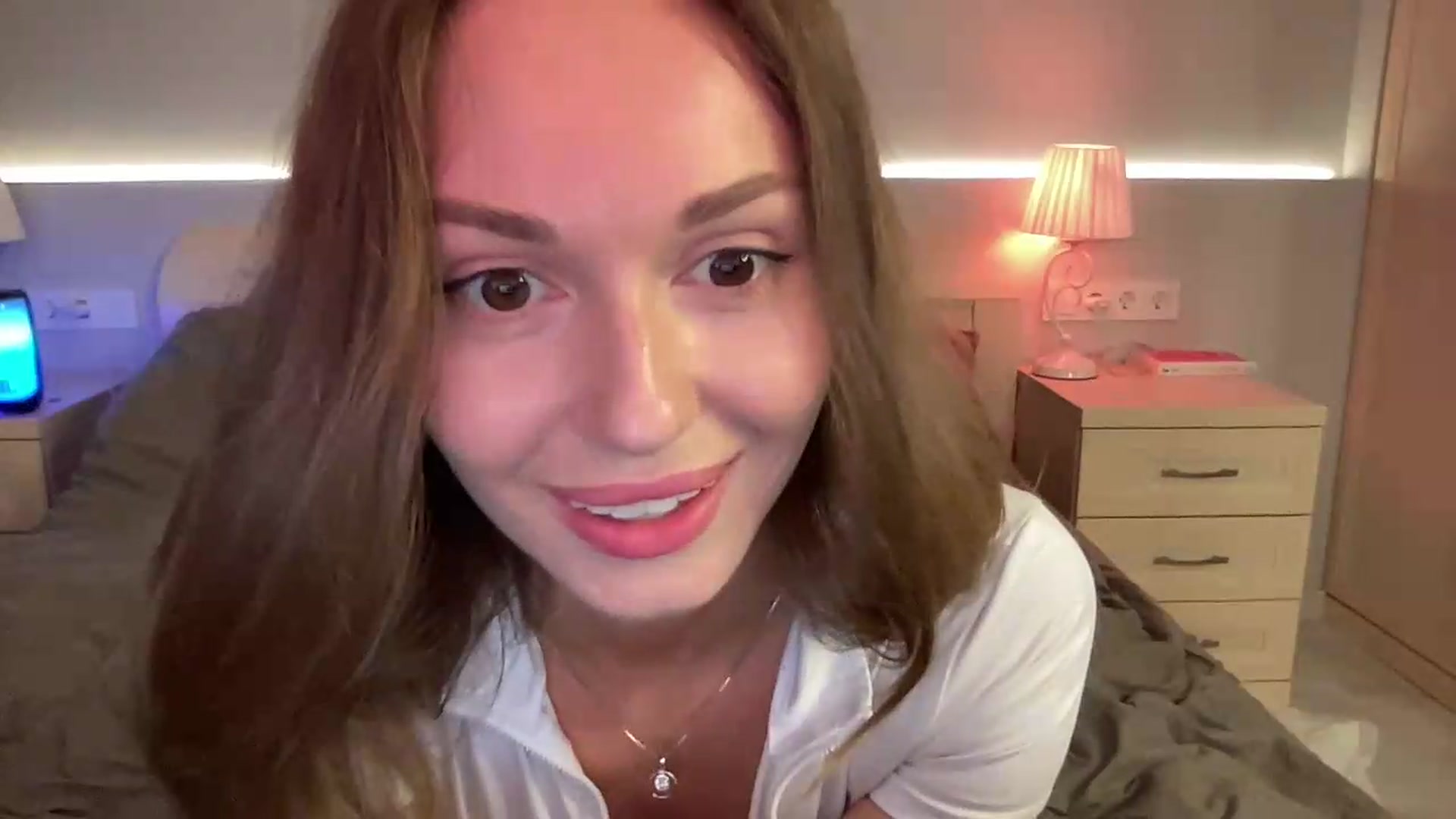 Gallery image thumbnail from UniiqueMilana's myfreecams stream on, 08/30/2026, 17:15 image 18 of 20