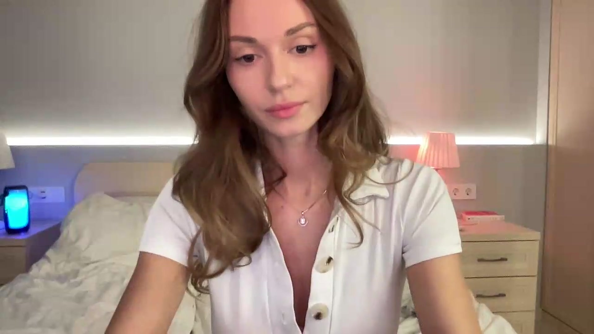 Gallery image thumbnail from UniiqueMilana's myfreecams stream on, 09/06/2026, 18:19 image 17 of 20