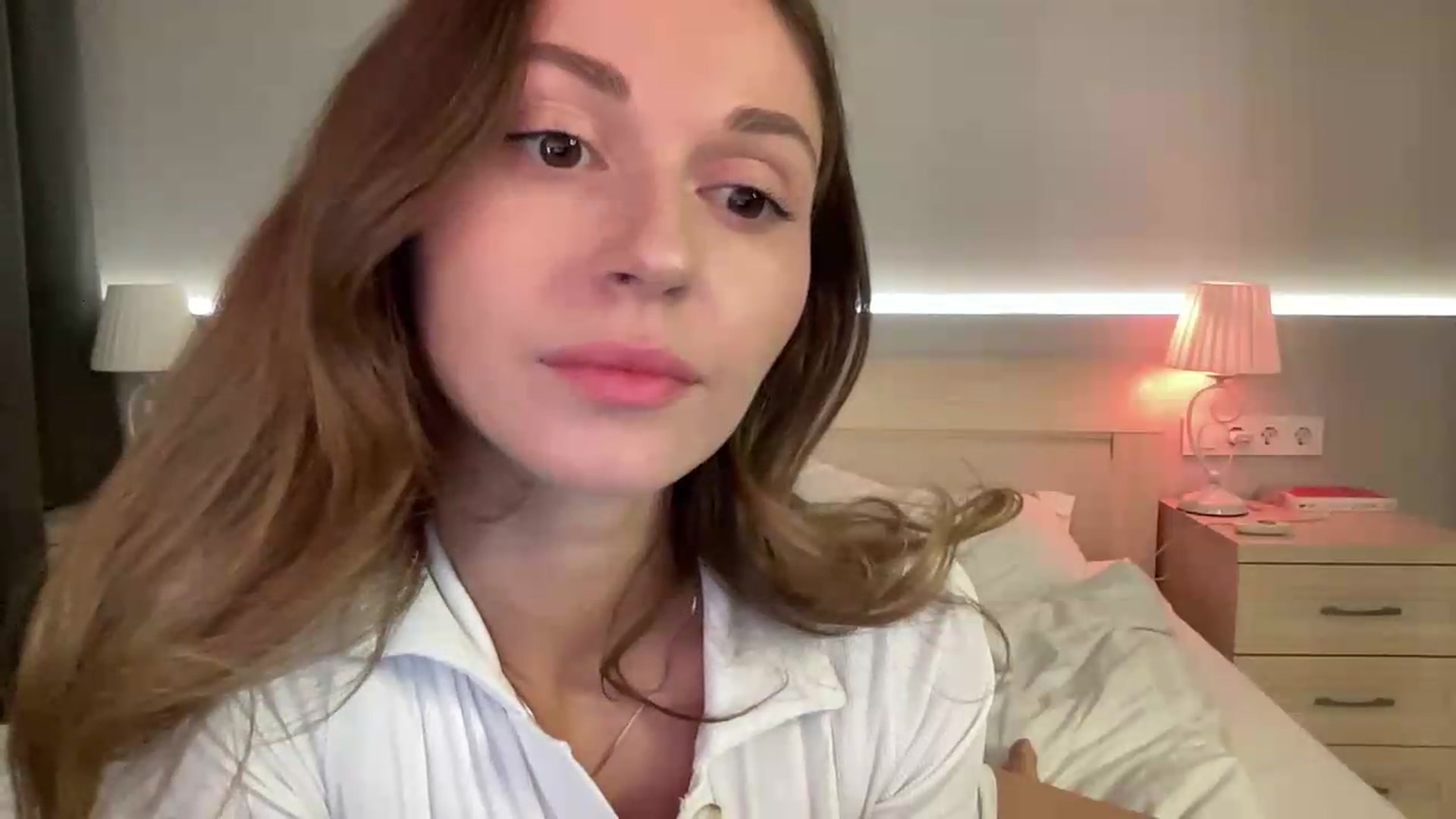 Gallery image thumbnail from UniiqueMilana's myfreecams stream on, 09/06/2026, 19:10 image 3 of 20