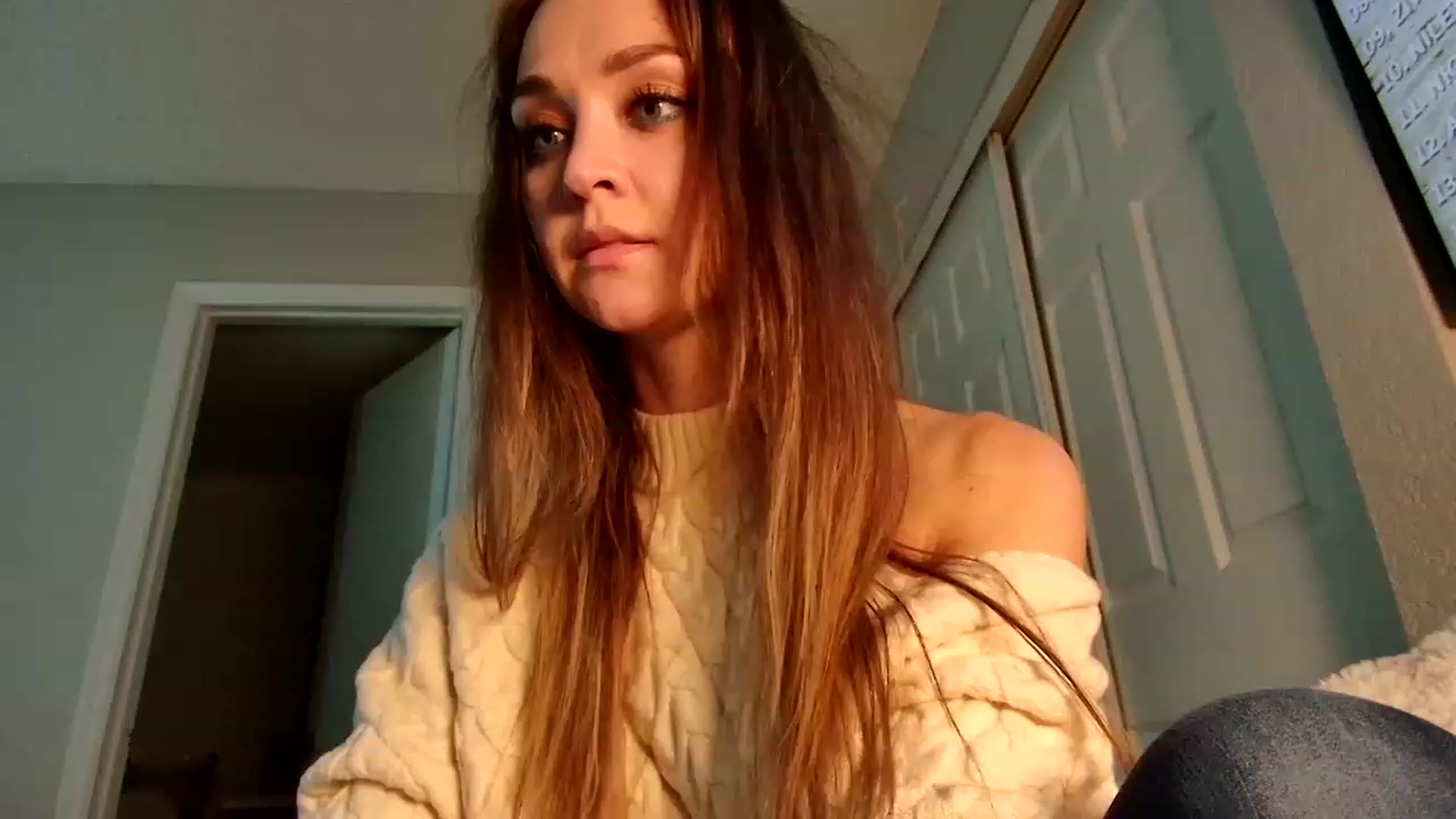 Gallery image thumbnail from UniqueAnita1's myfreecams stream on, 12/11/2022, 08:20 image 6 of 20