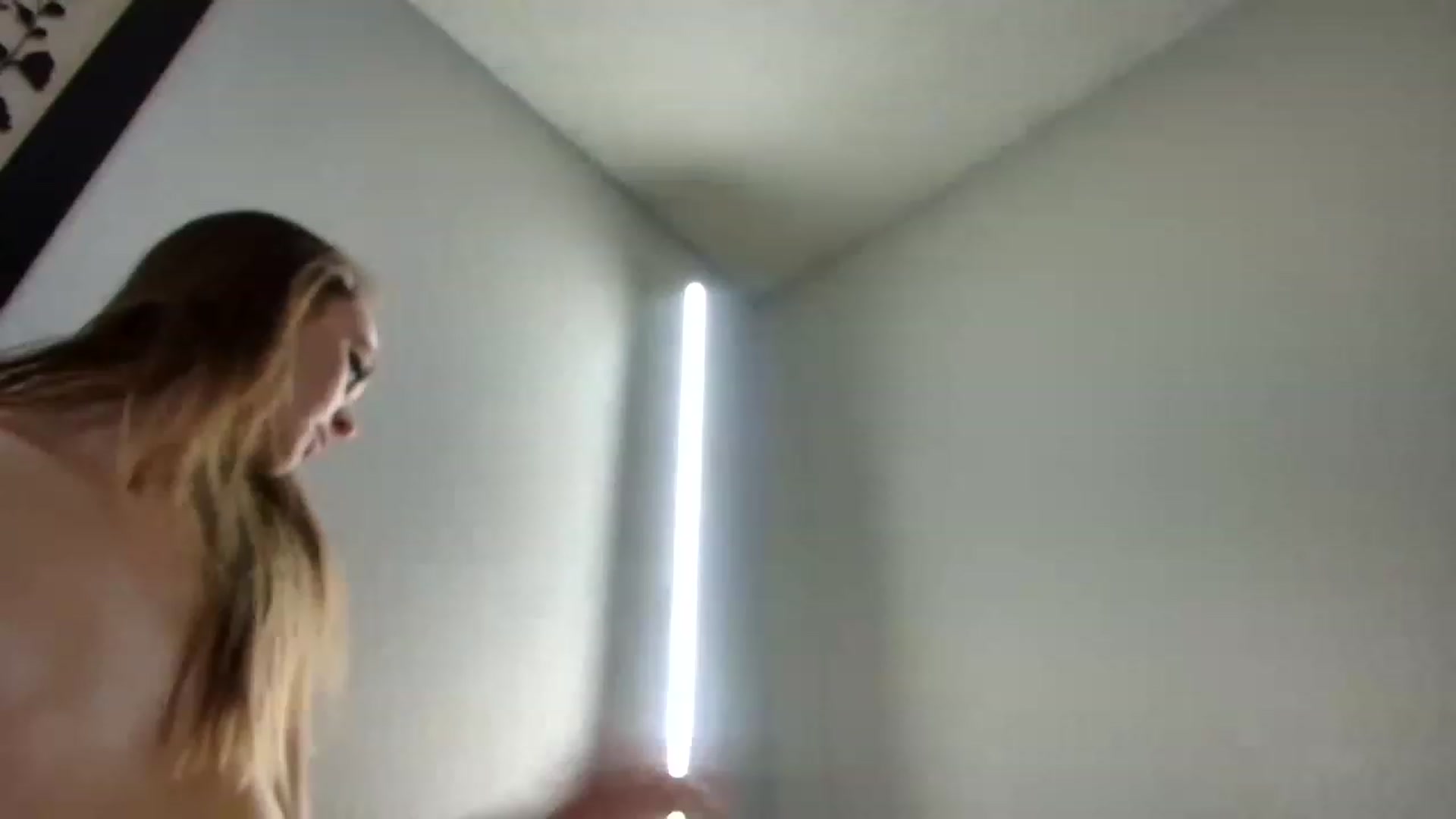 Gallery image thumbnail from UniqueAnita1's myfreecams stream on, 12/11/2022, 09:46 image 18 of 20