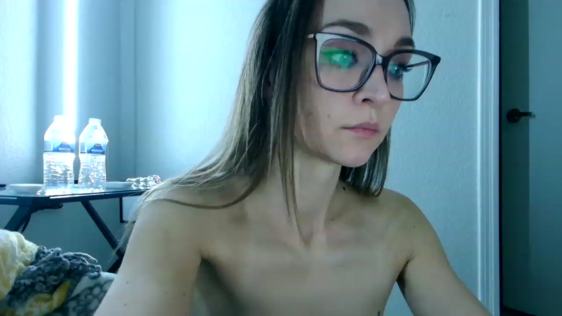 Gallery image thumbnail from UniqueAnita1's myfreecams stream on, 12/30/2022, 08:36 image 6 of 20
