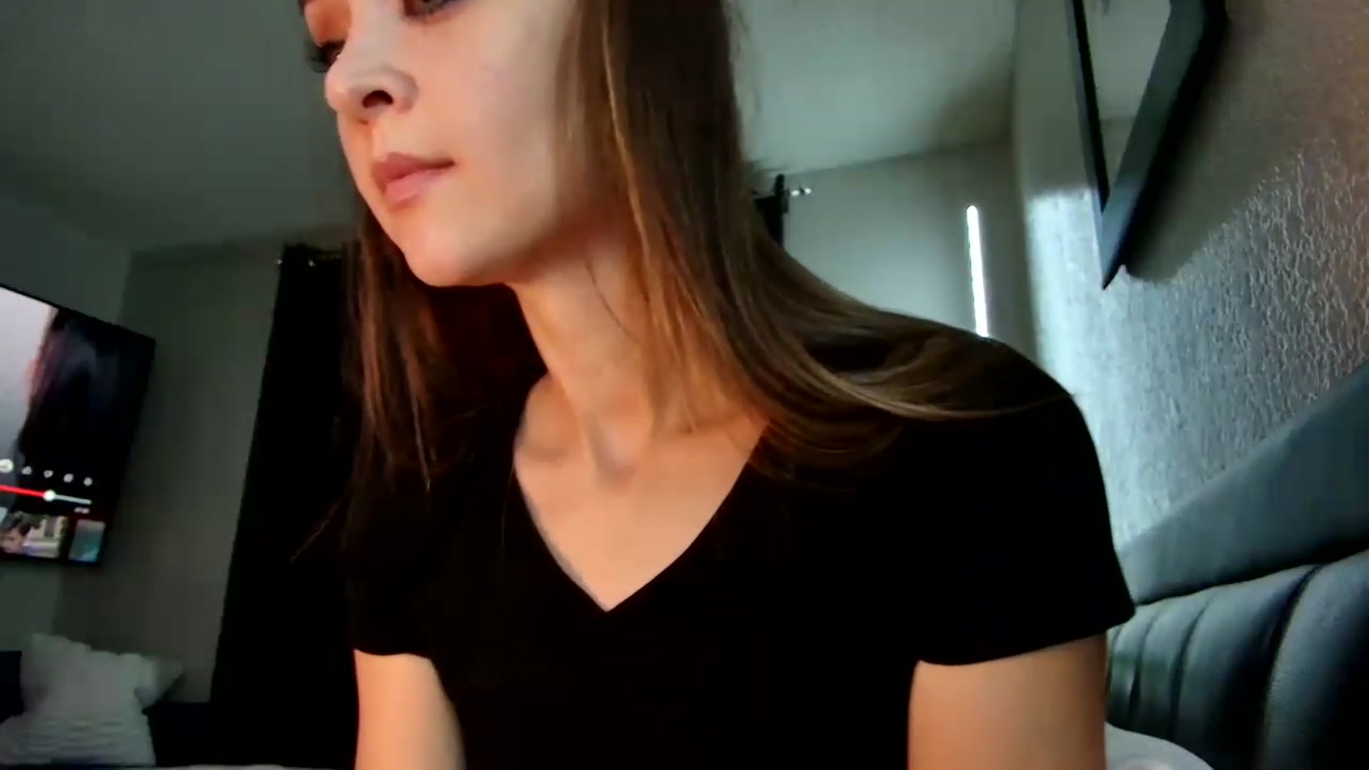 Gallery image thumbnail from UniqueAnita1's myfreecams stream on, 01/05/2023, 06:21 image 8 of 20