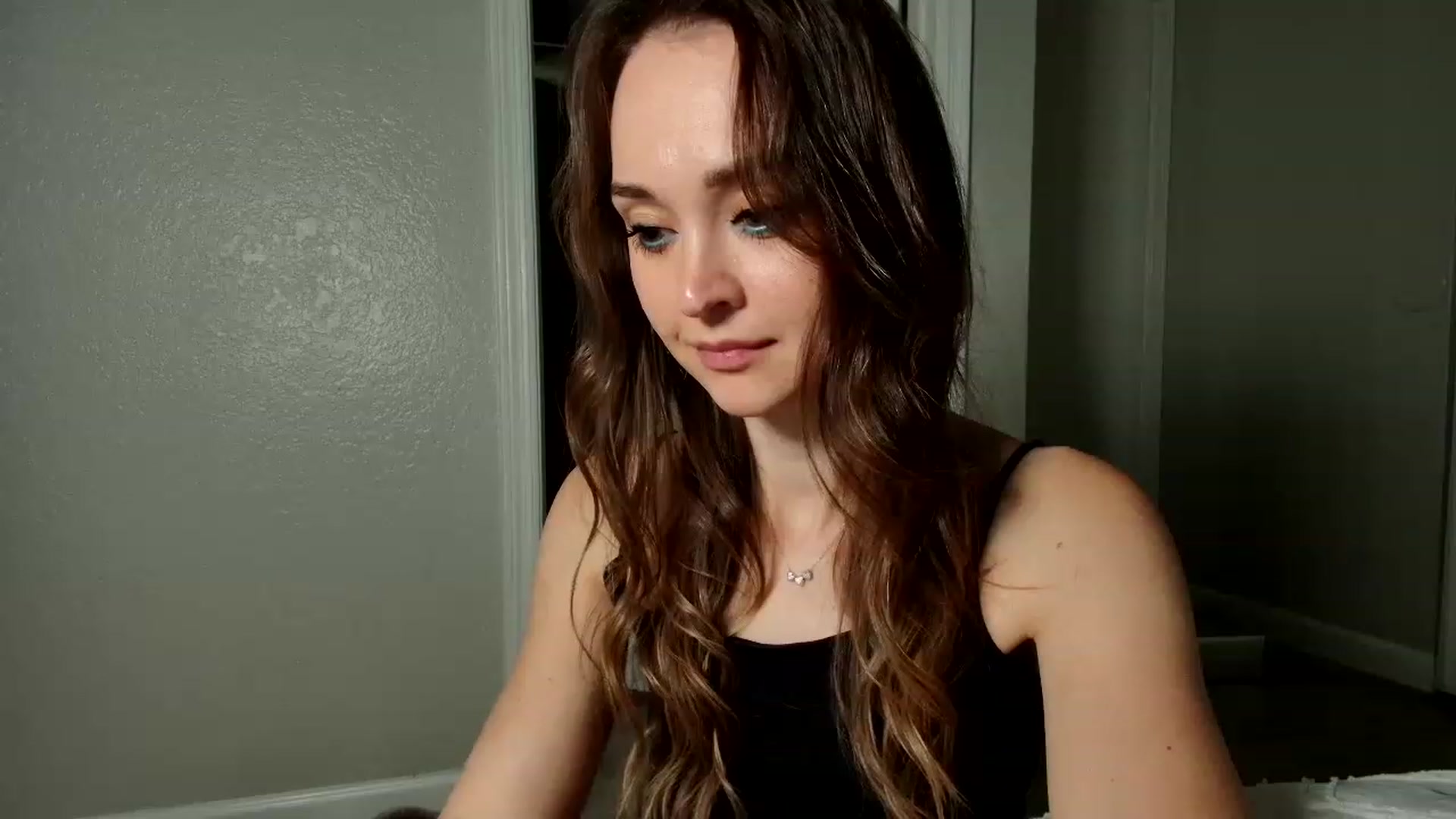 Gallery image thumbnail from UniqueAnita1's myfreecams stream on, 02/17/2023, 06:12 image 4 of 20