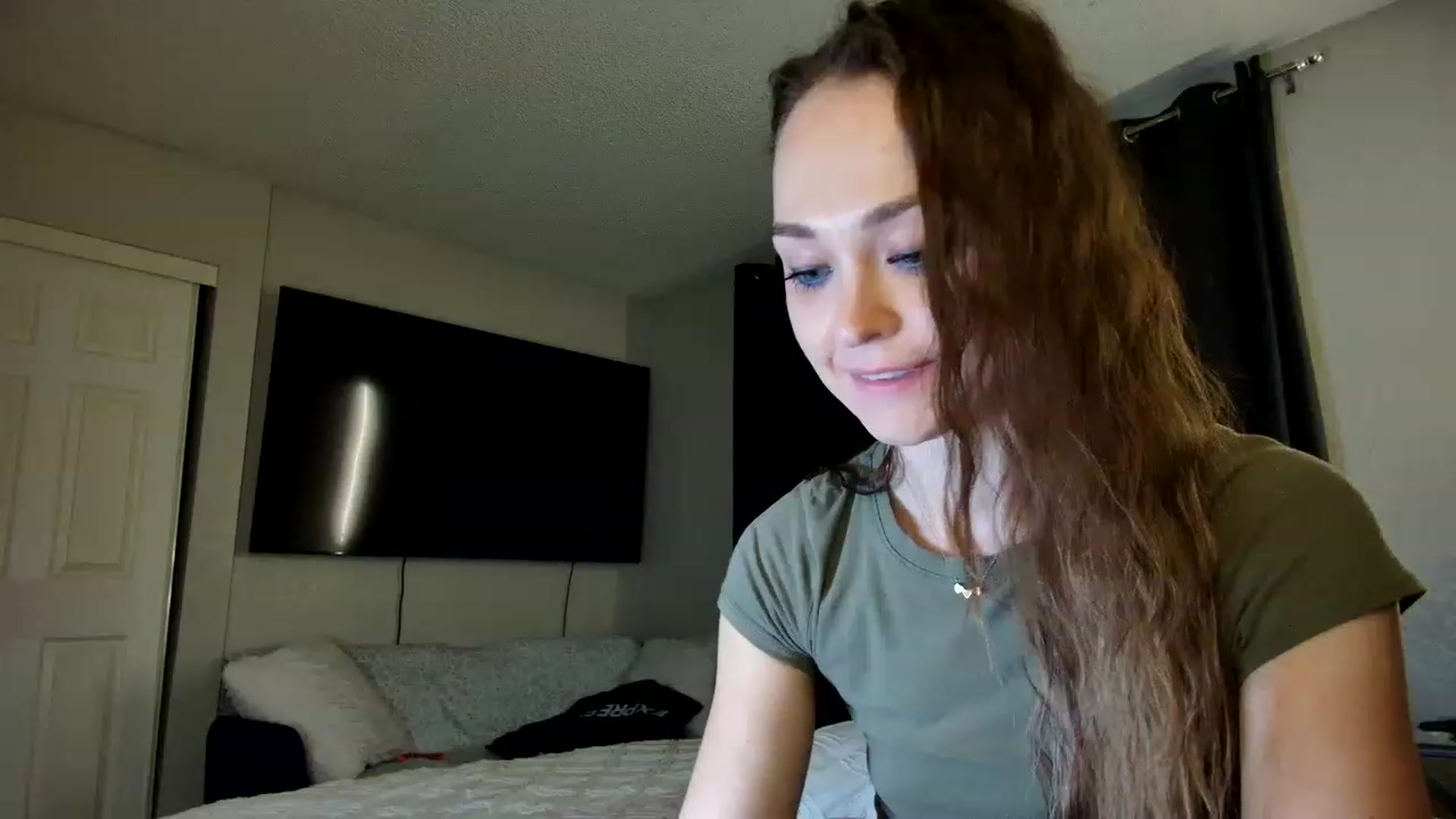 Gallery image thumbnail from UniqueAnita1's myfreecams stream on, 02/20/2023, 06:45 image 11 of 20