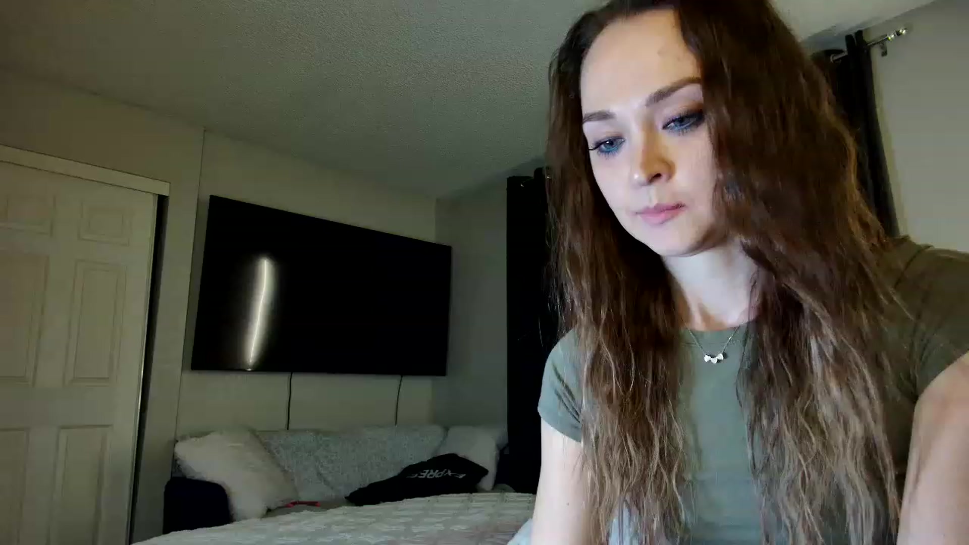 Gallery image thumbnail from UniqueAnita1's myfreecams stream on, 02/20/2023, 06:45 image 13 of 20