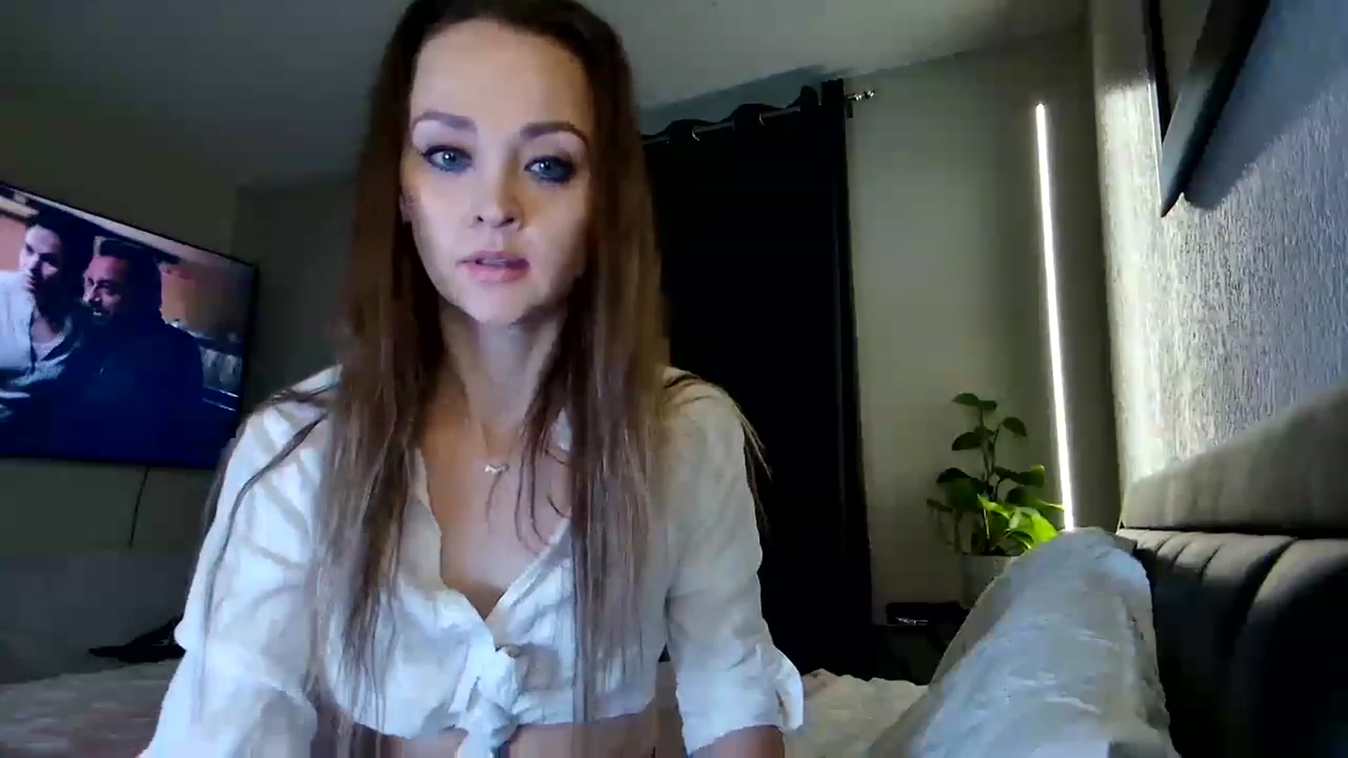 Gallery image thumbnail from UniqueAnita1's myfreecams stream on, 02/21/2023, 05:07 image 13 of 20