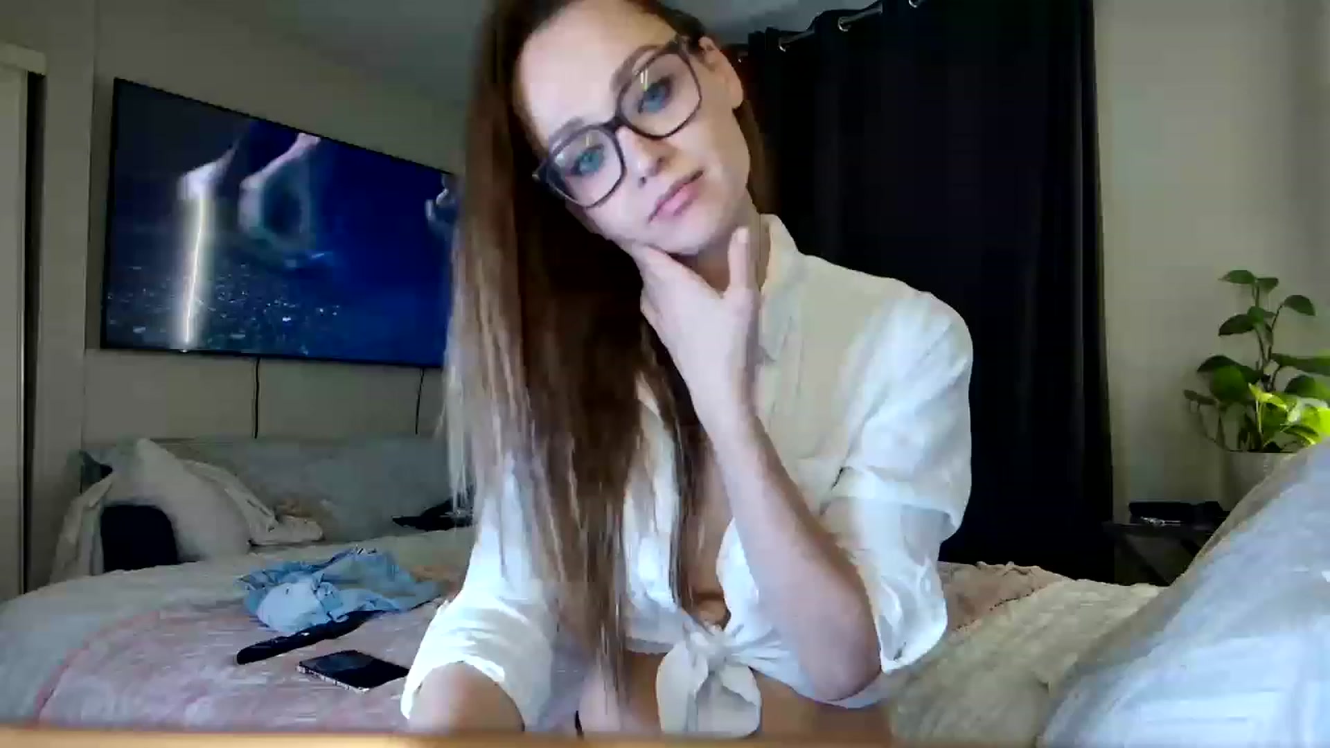 Gallery image thumbnail from UniqueAnita1's myfreecams stream on, 02/21/2023, 07:30 image 12 of 20
