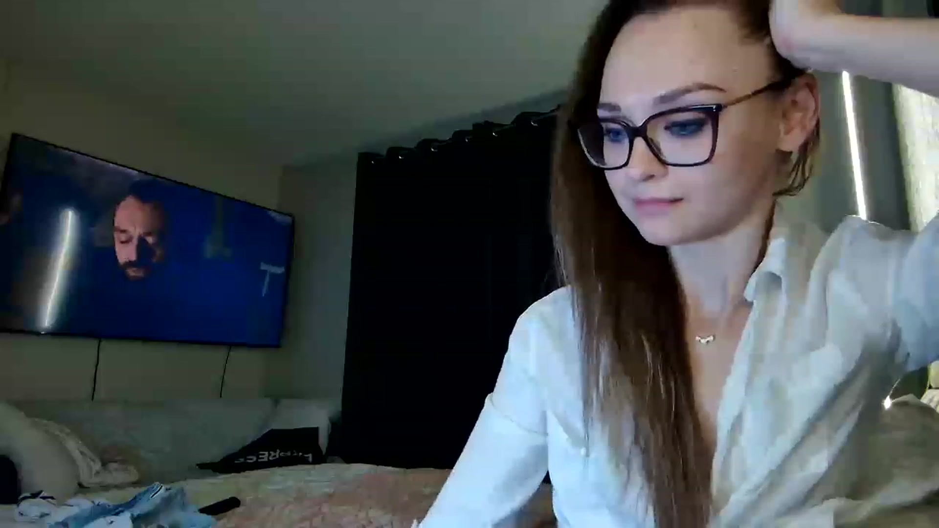Gallery image thumbnail from UniqueAnita1's myfreecams stream on, 02/21/2023, 08:32 image 12 of 20