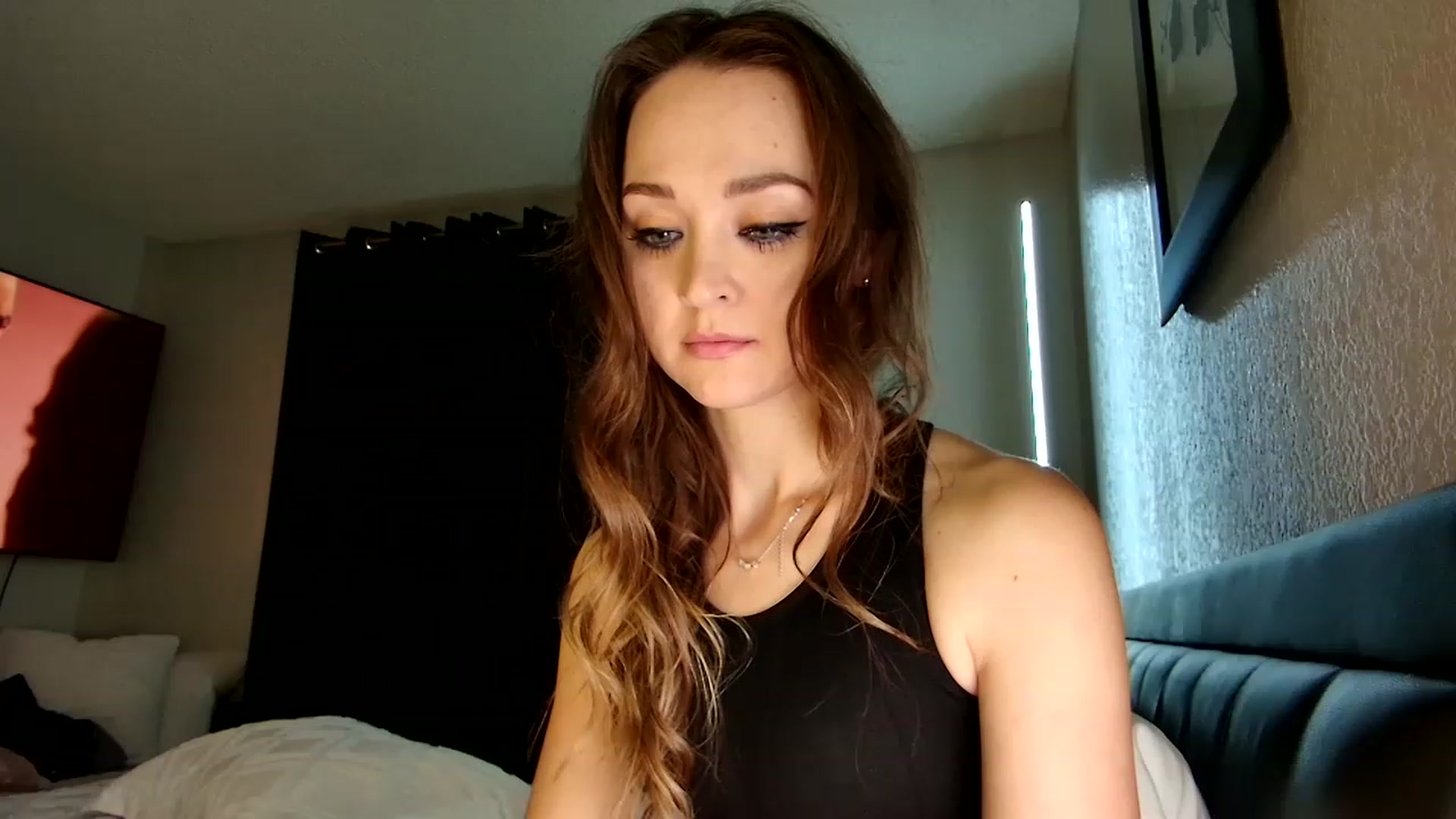 Gallery image thumbnail from UniqueAnita1's myfreecams stream on, 02/25/2023, 07:04 image 8 of 20
